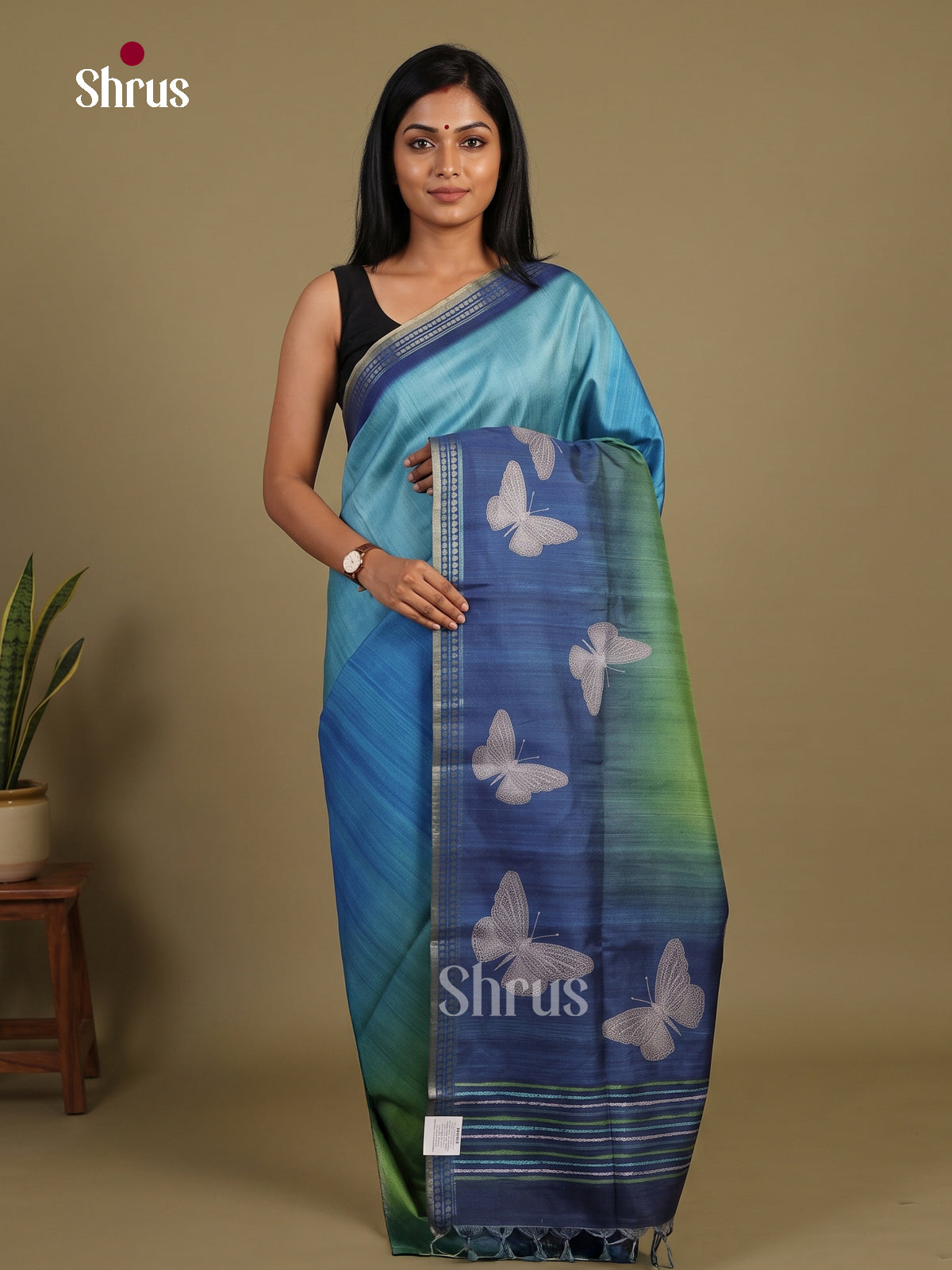 Printed Semi Tussar Saree - EI07209 - Shop on Shrus.com