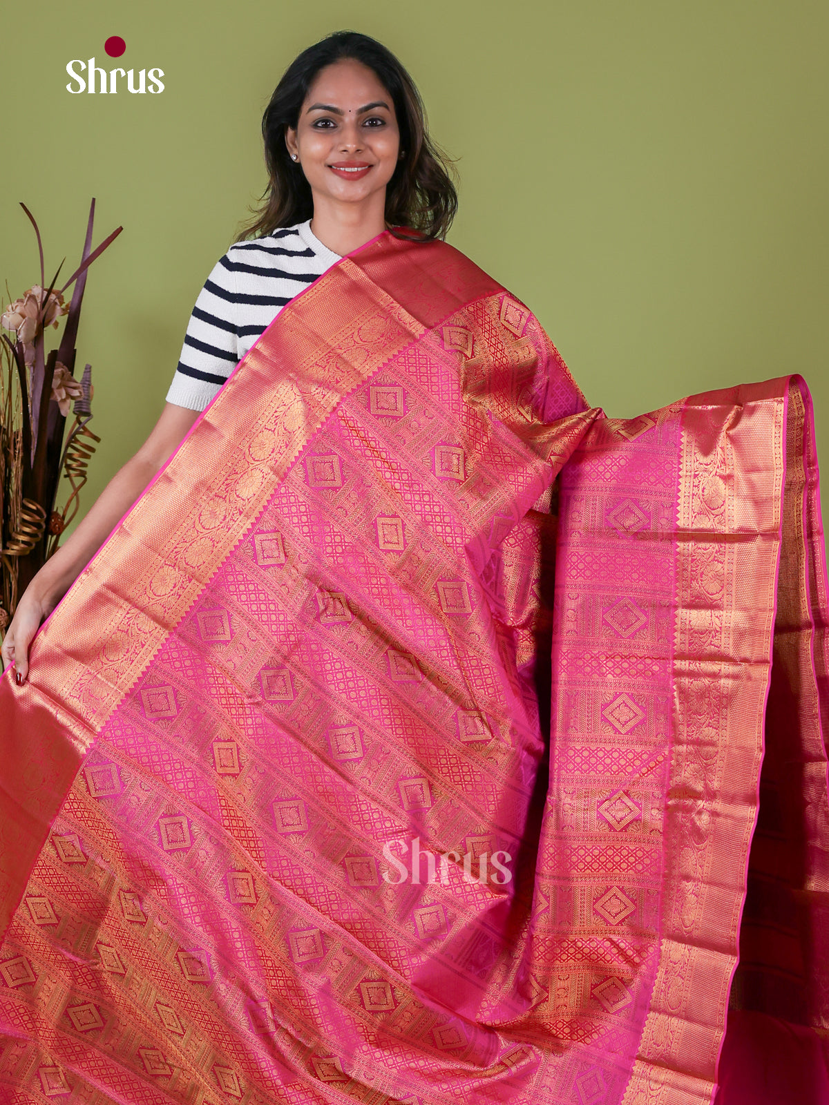 Kanchipuram silk Saree - EI08023