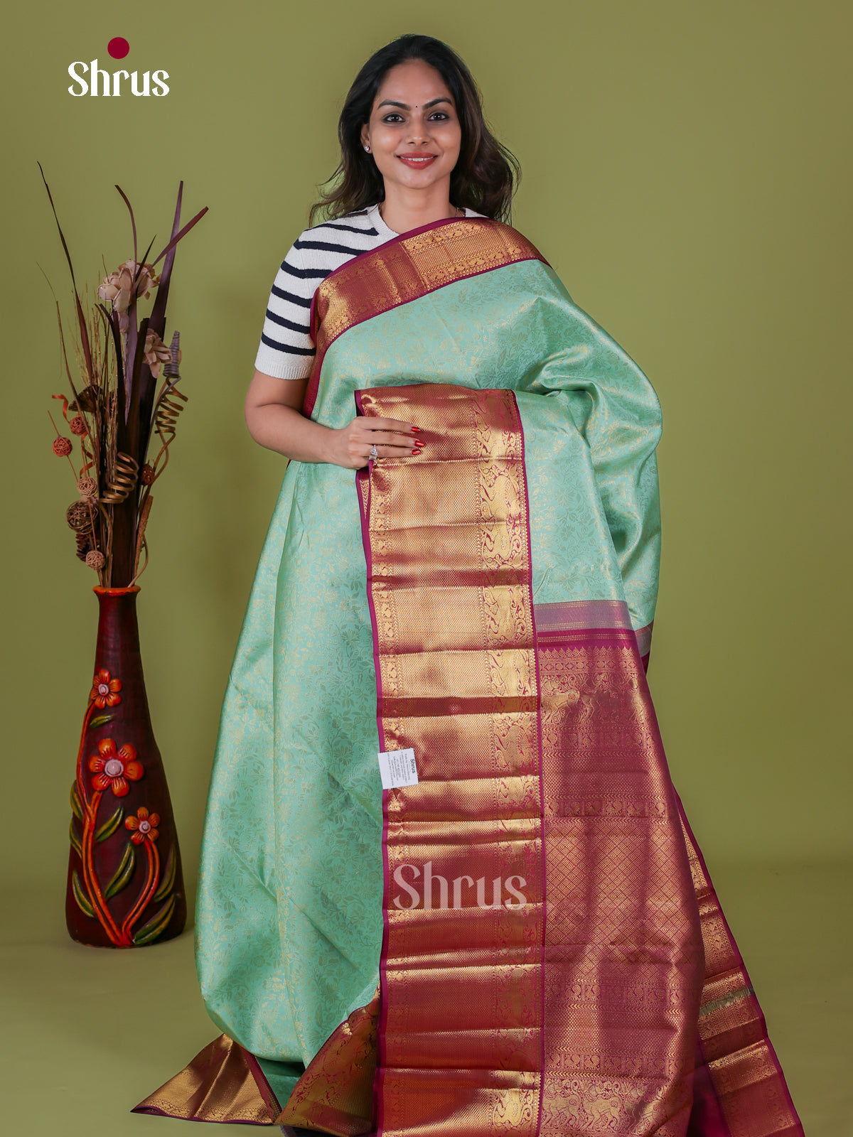 Kanchipuram silk Saree - EI08111