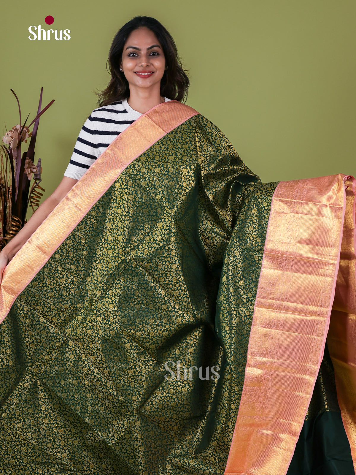 Kanchipuram silk Saree - EI08135