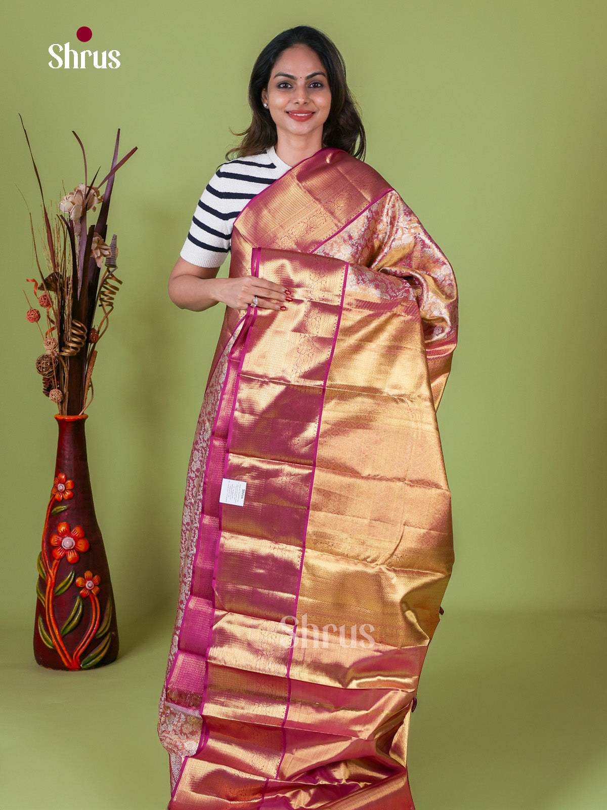 Kanchipuram silk Saree - EI08158