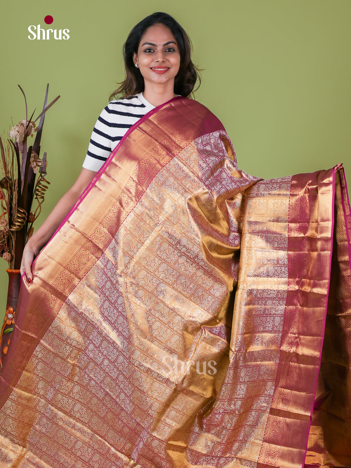 Kanchipuram silk Saree - EI08160