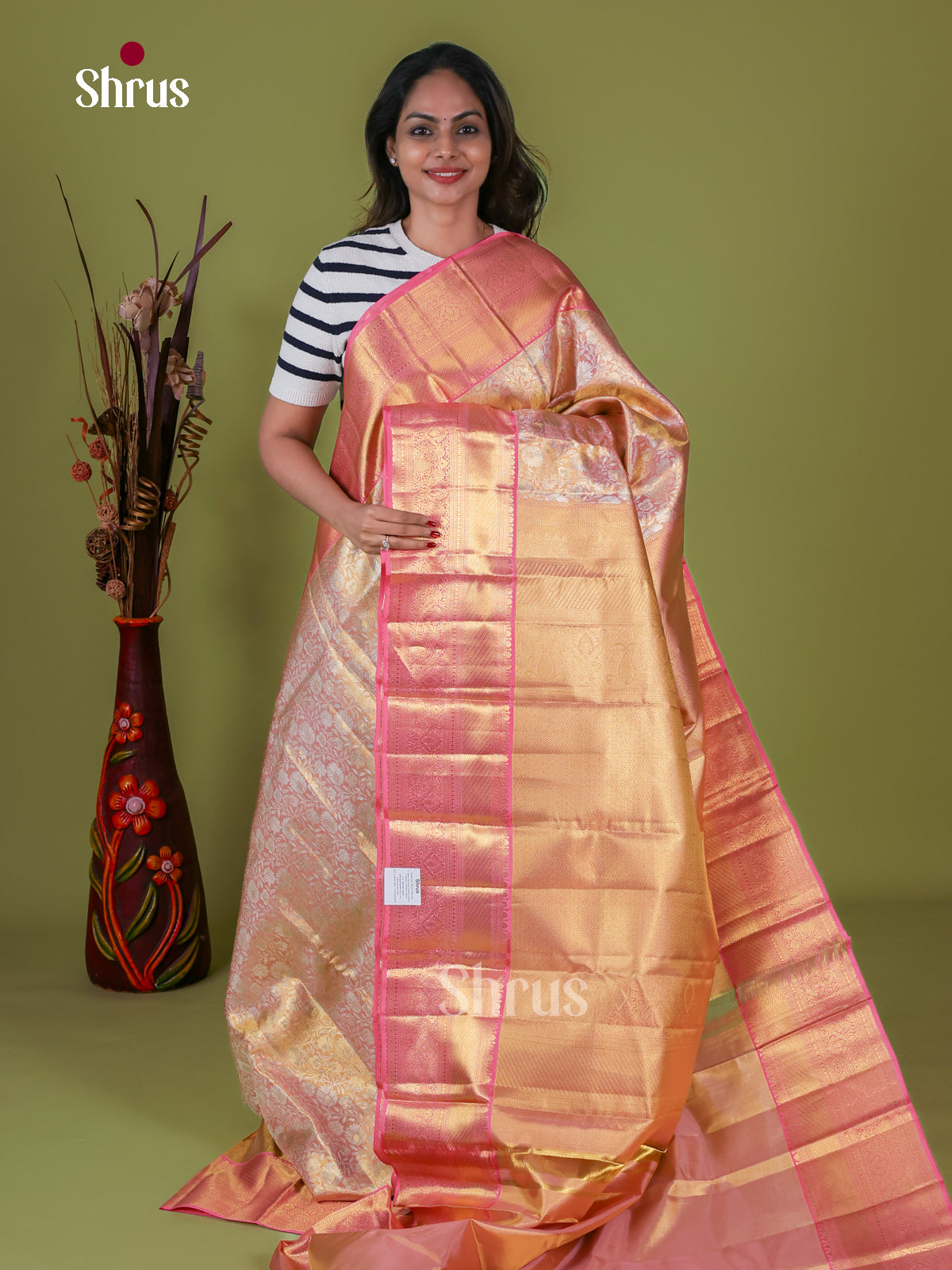 Kanchipuram silk Saree - EI08163
