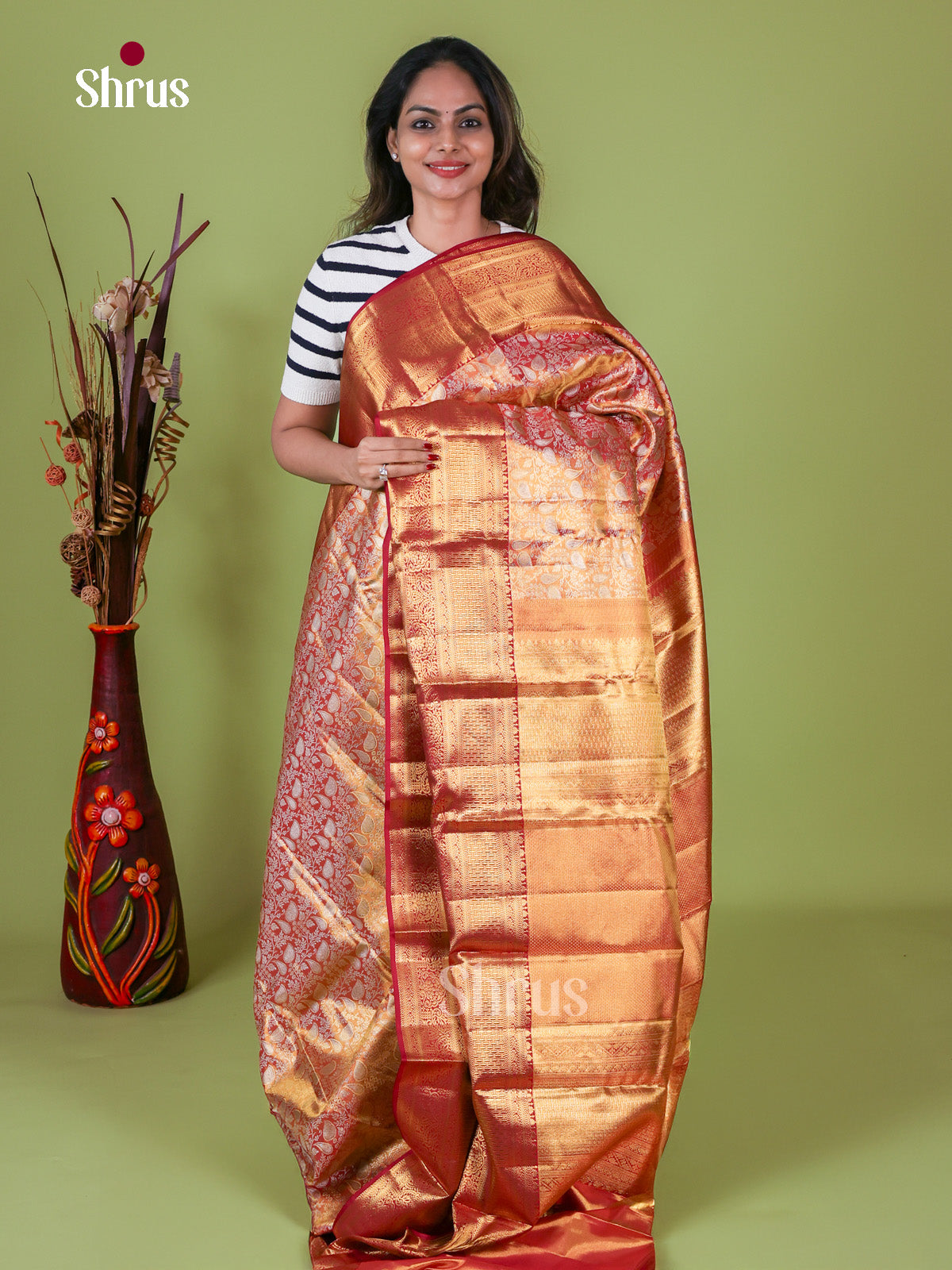 Kanchipuram silk Saree - EI08175