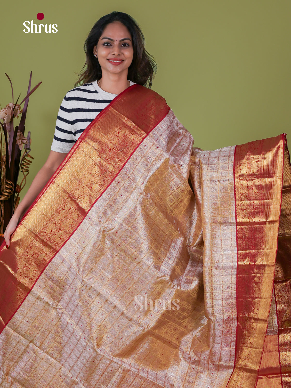 Kanchipuram silk Saree - EI08274