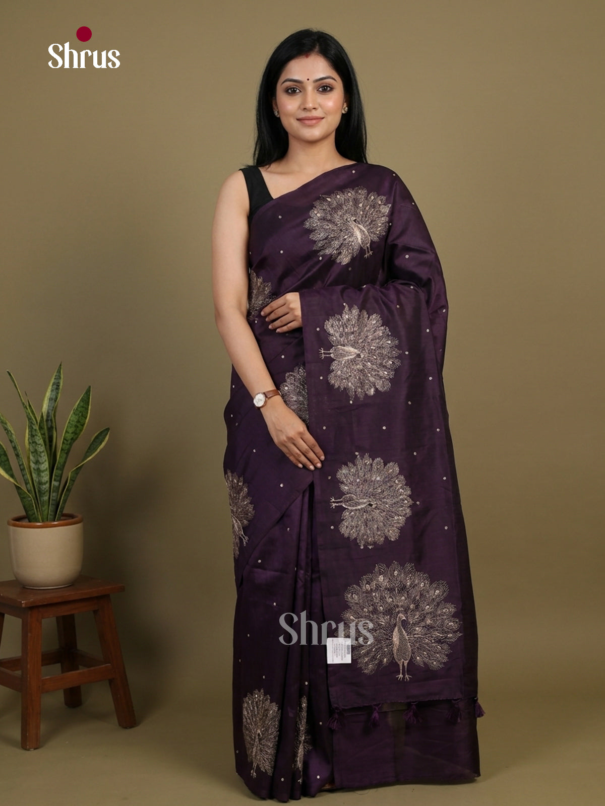 Semi Rawsilk Embroidery Saree - EI10121