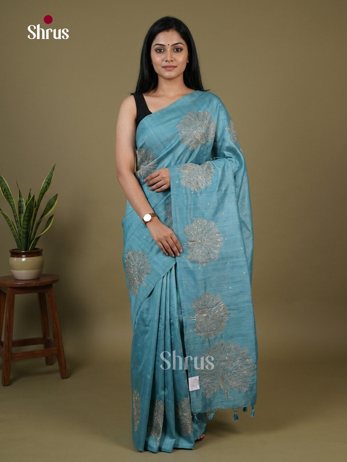 Semi Rawsilk Embroidery Saree - EI10123