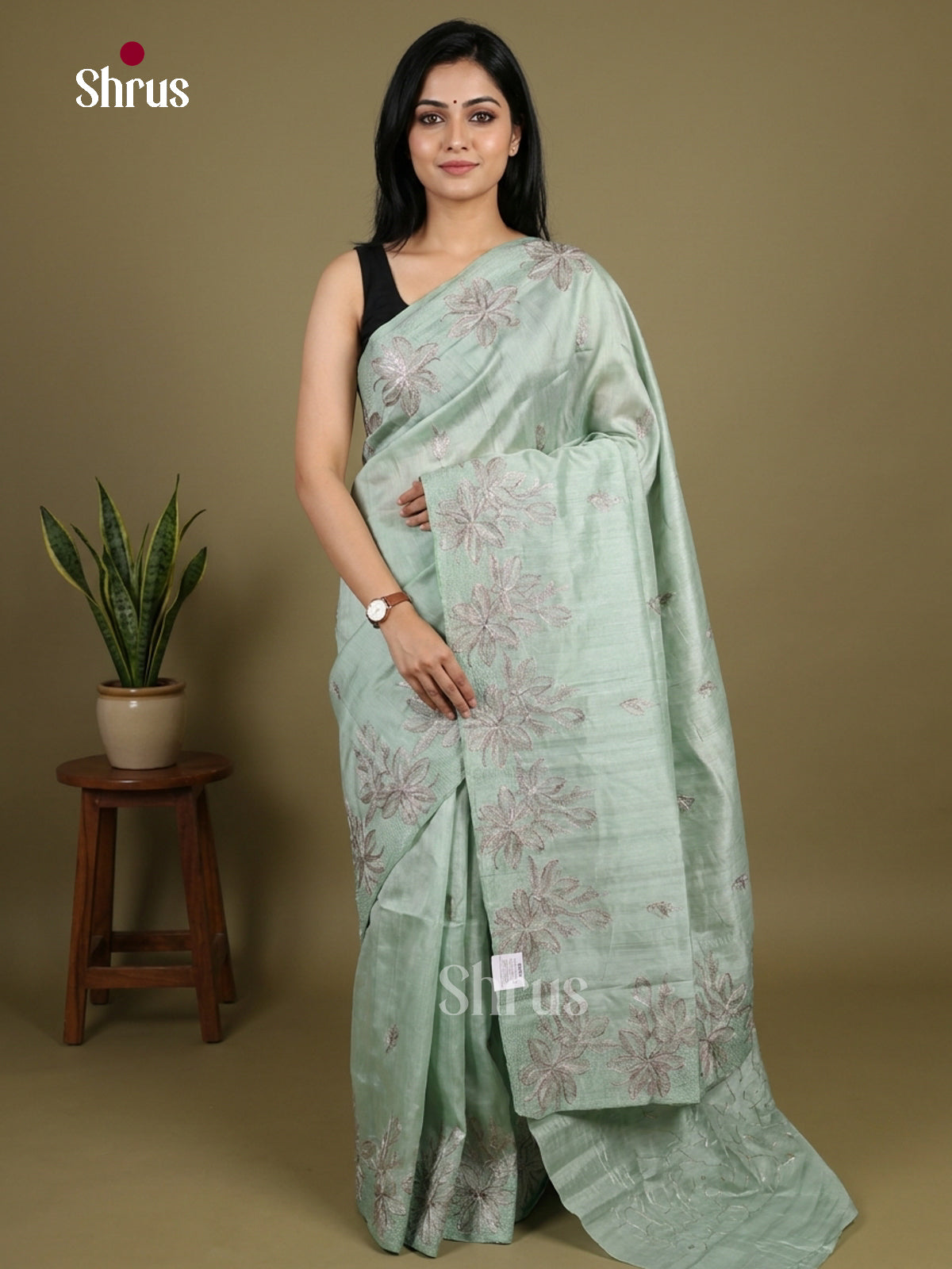 Semi Rawsilk Embroidery Saree - EI10180