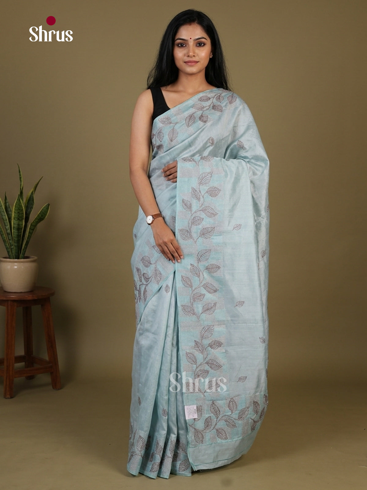 Semi Rawsilk Embroidery Saree - EI10331