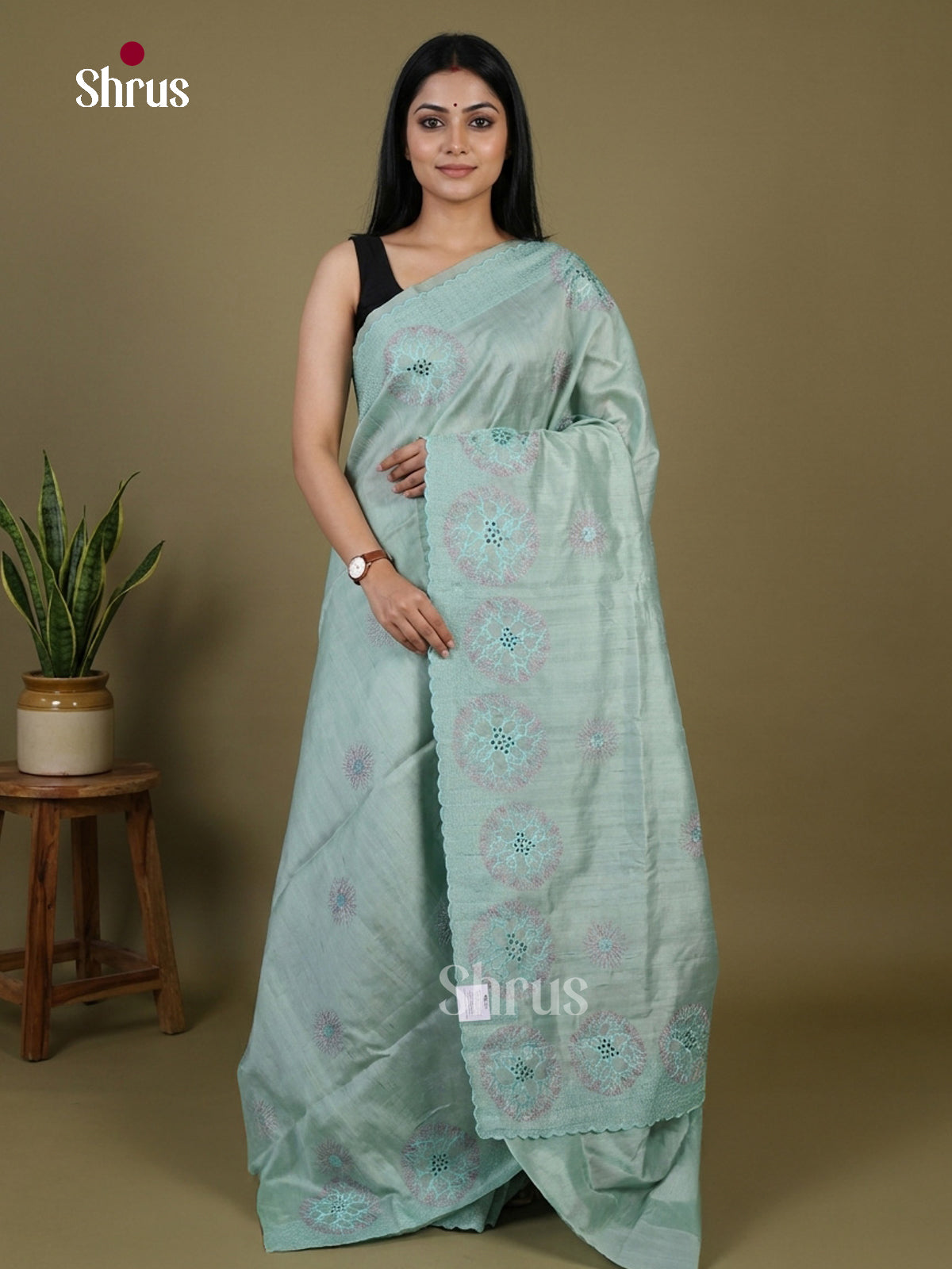 Semi Rawsilk Embroidery Saree - EI10350