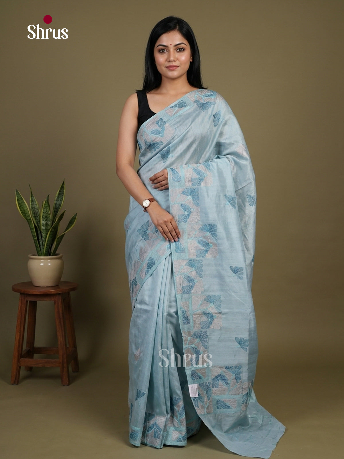 Semi Rawsilk Embroidery Saree - EI10371