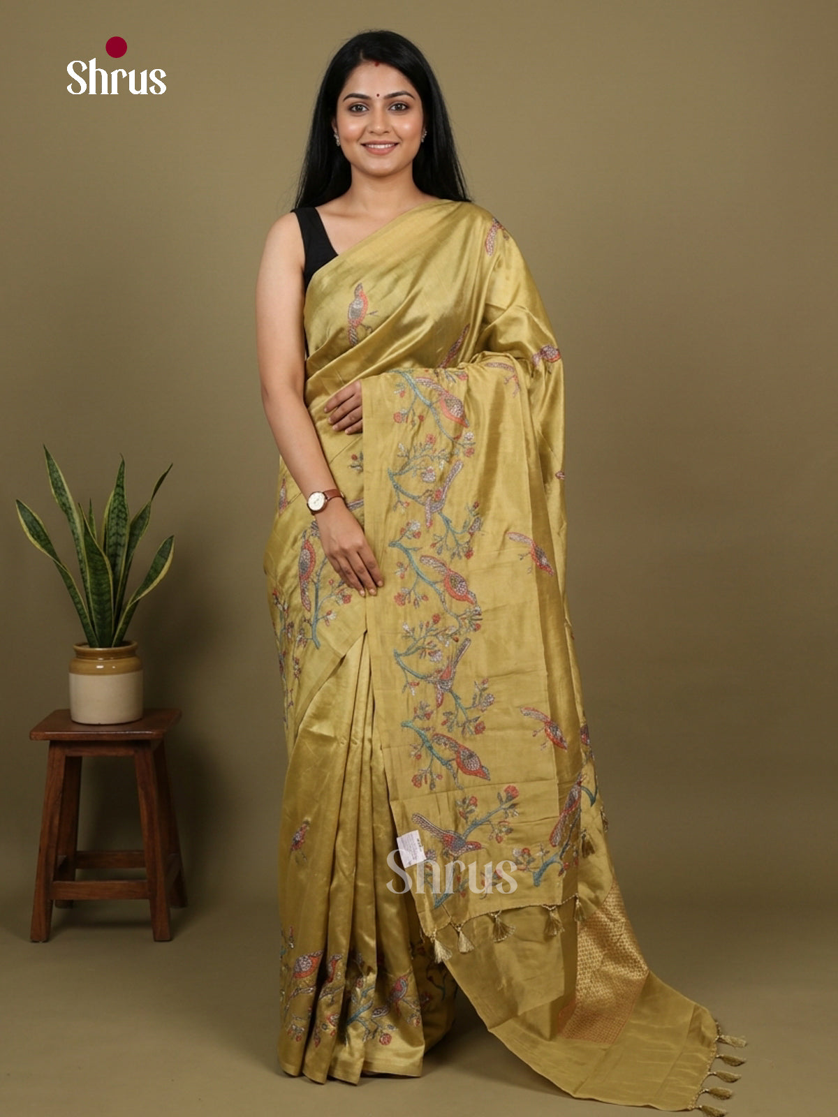 Semi Rawsilk Embroidery Saree - EI10539