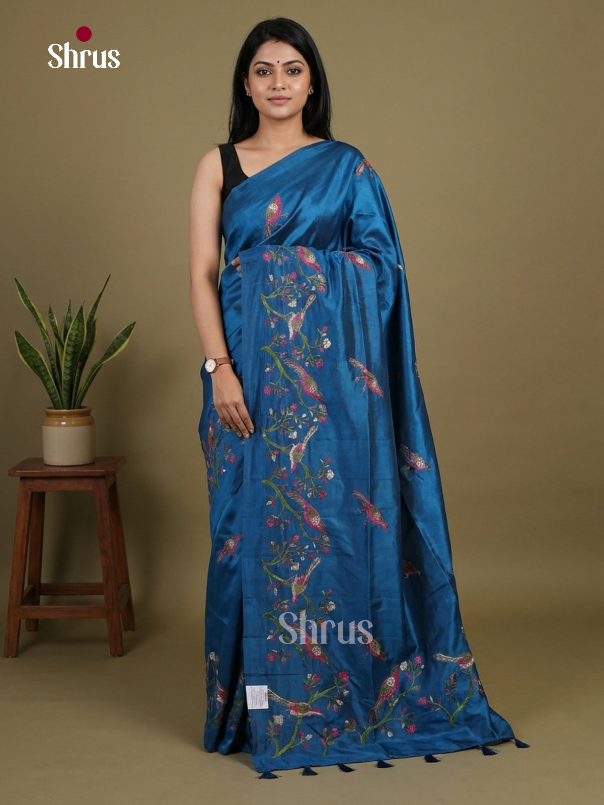 Semi Rawsilk Embroidery Saree - EI10546