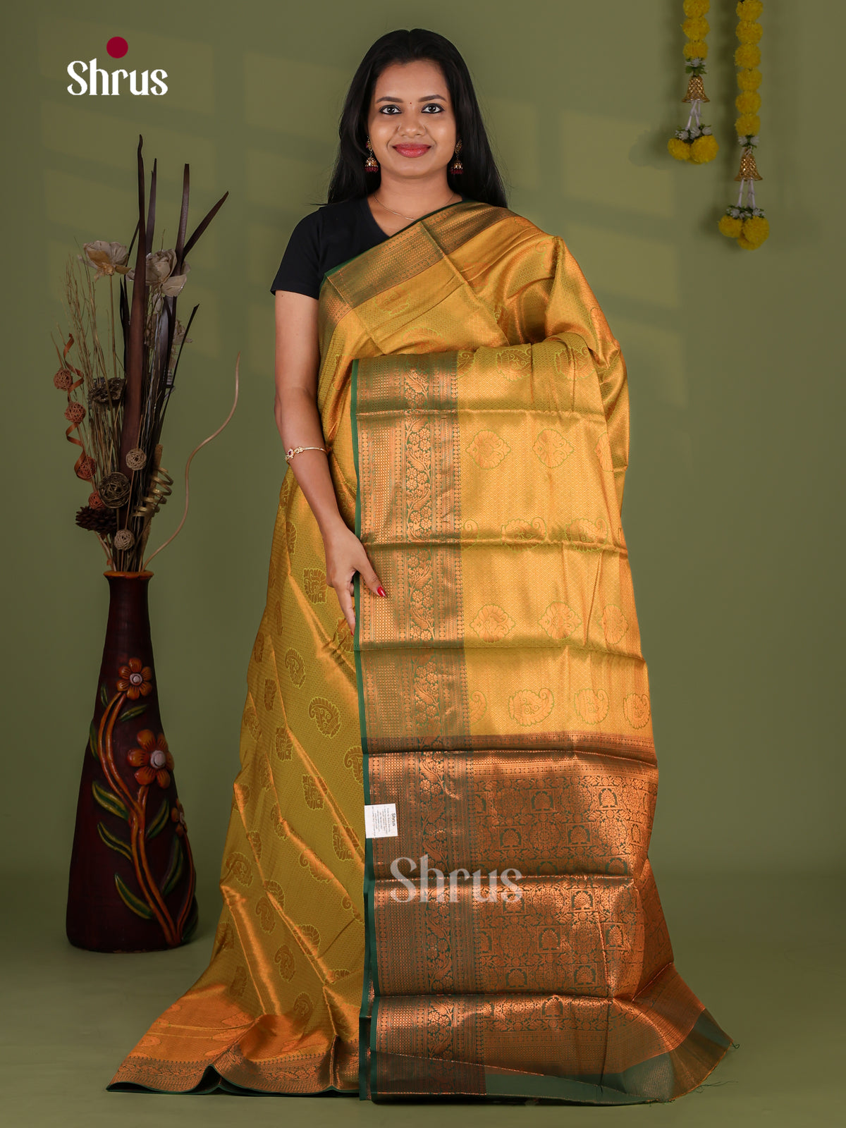 Semi Kanchipuram Saree - EI12027