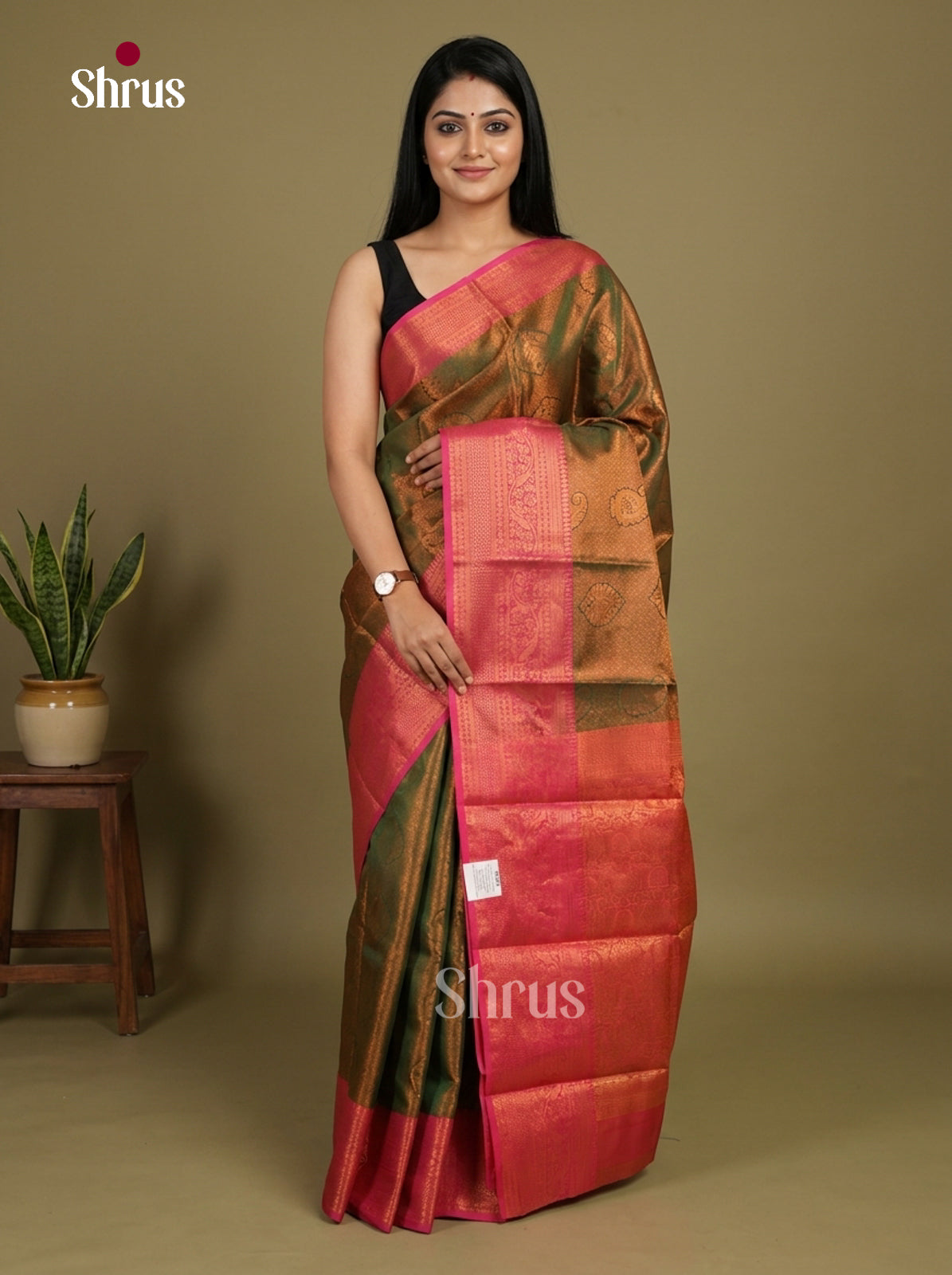 Semi Kanchipuram Saree - EI12035