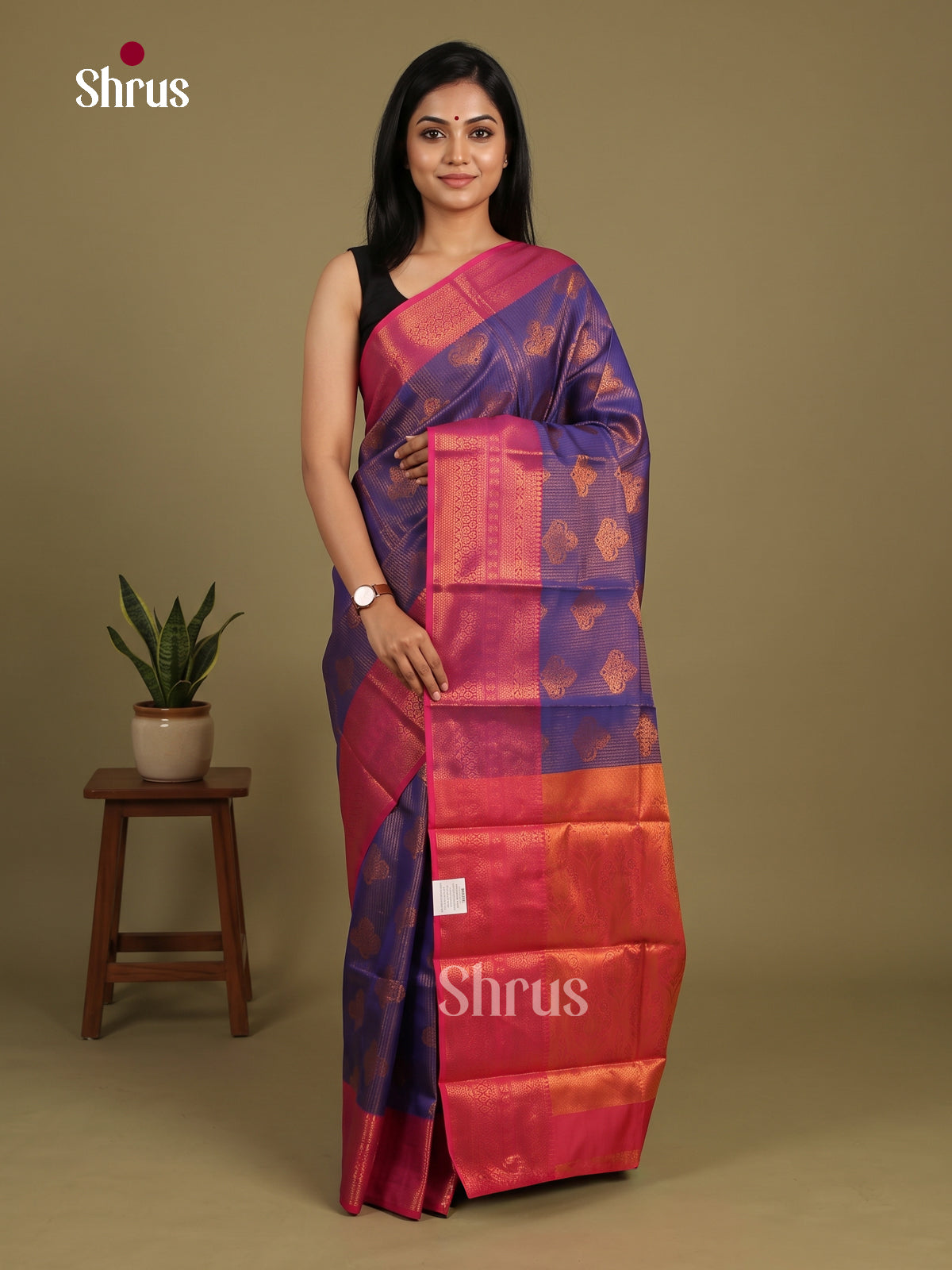 Semi Kanchipuram Saree - EI12047