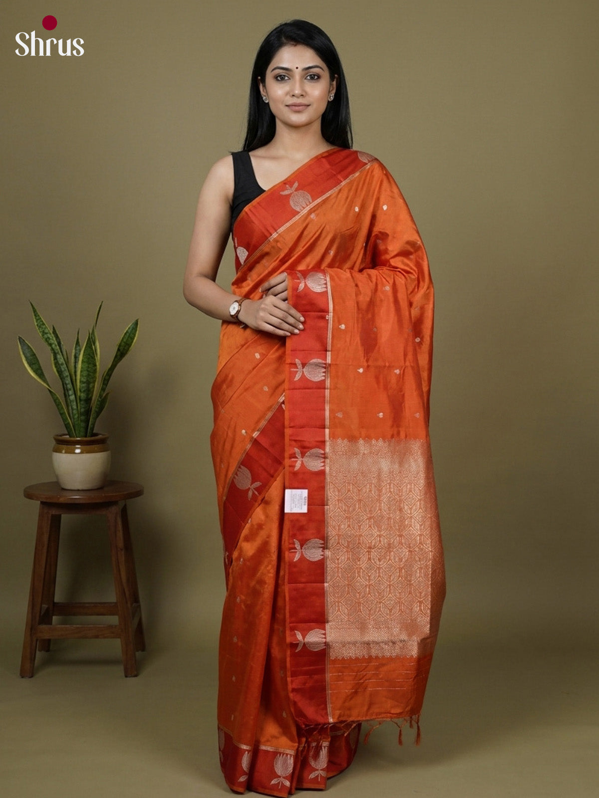Apoorva Silk Saree - EI16074