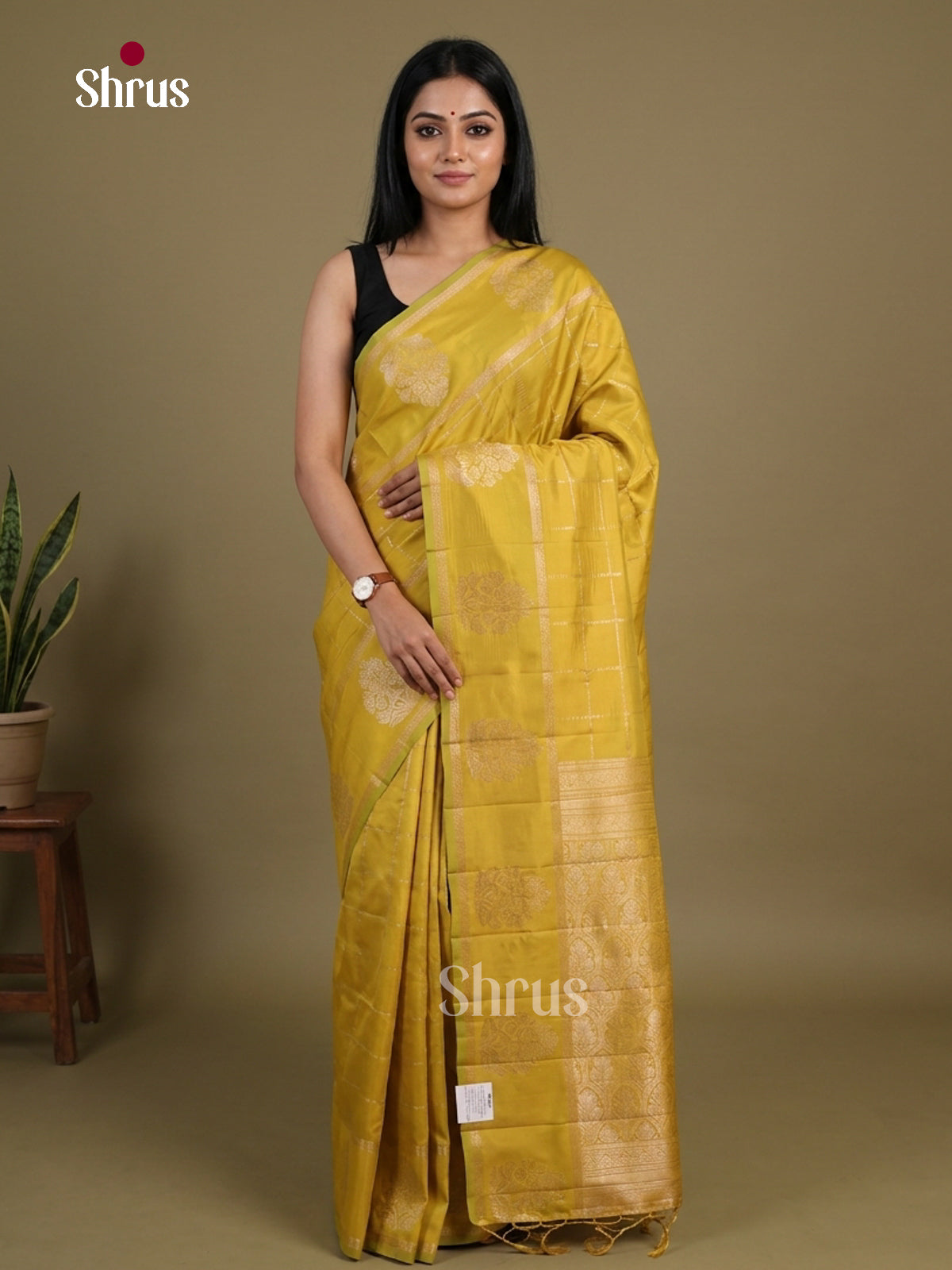 Apoorva Silk Saree - EI16173