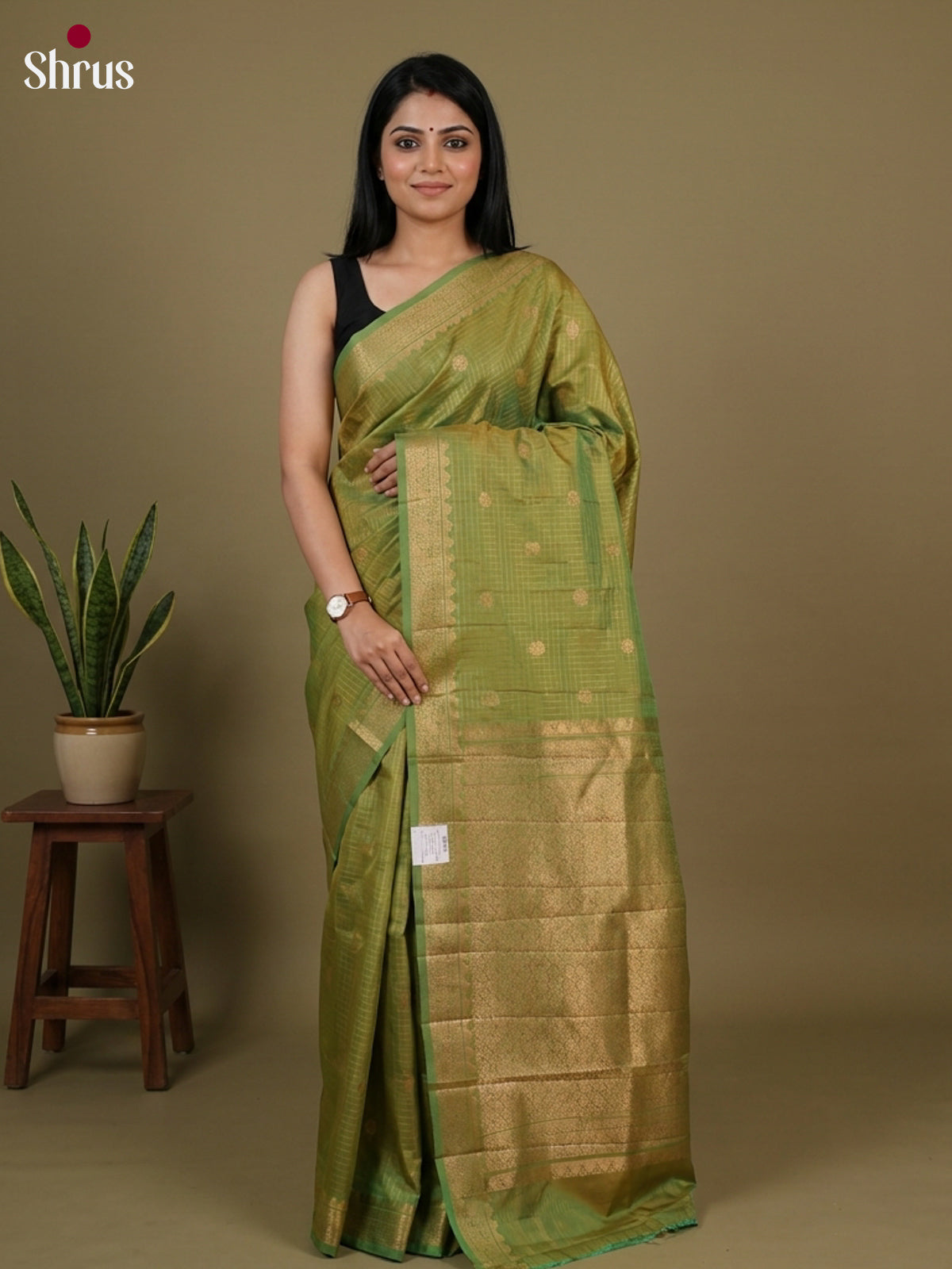 Apoorva Silk Saree - EI16232