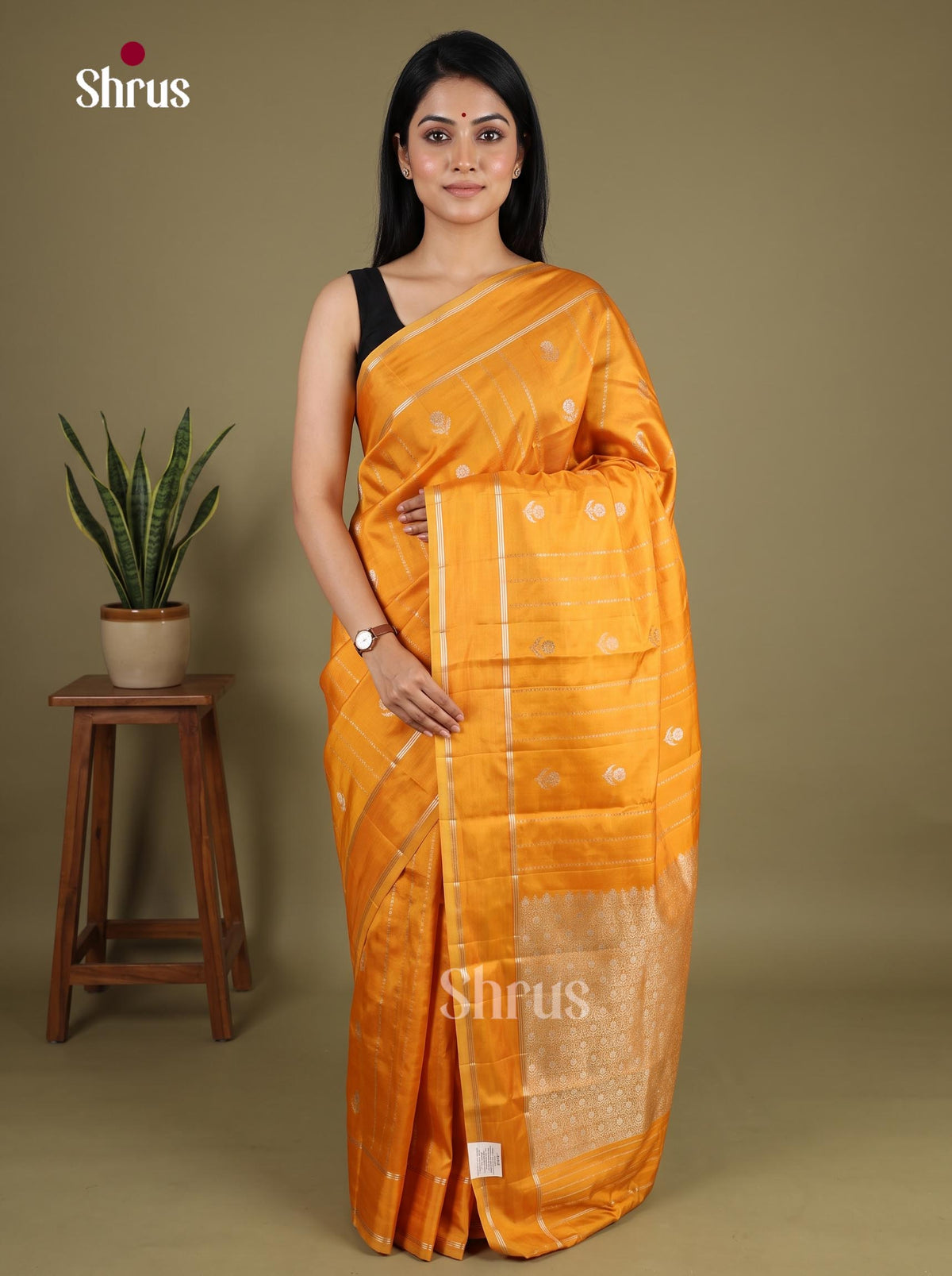 Apoorva Silk Saree - EI16246