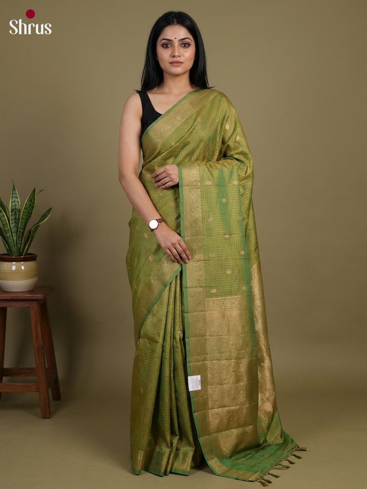 Apoorva Silk Saree - EI16259