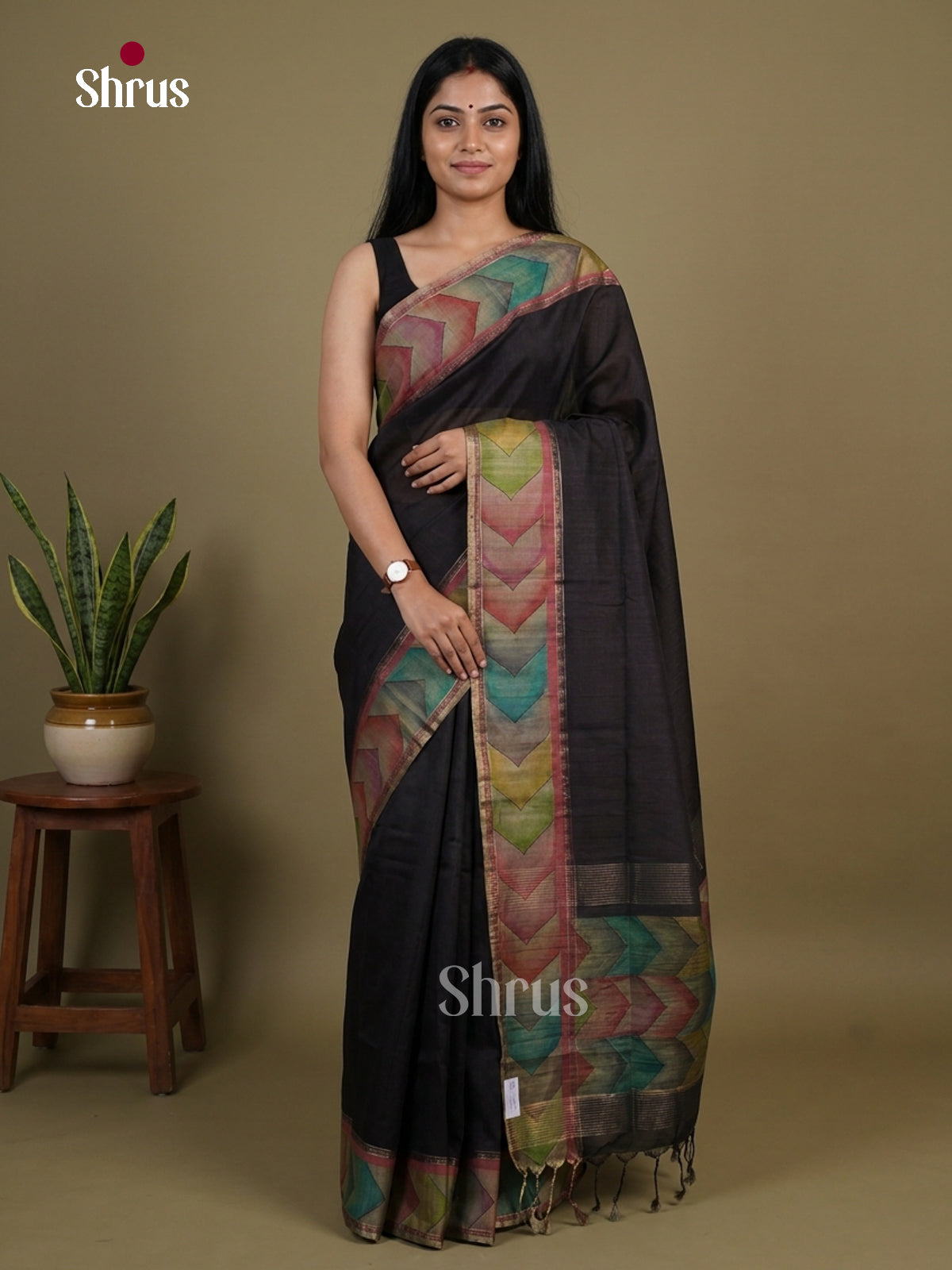 Linen Saree Saree - EI16302