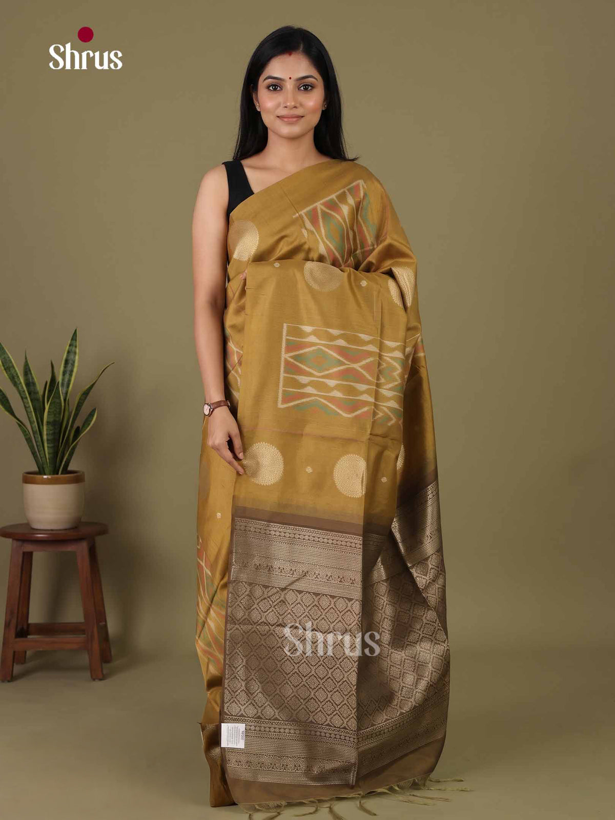 Champa semitussar Saree - EI16937