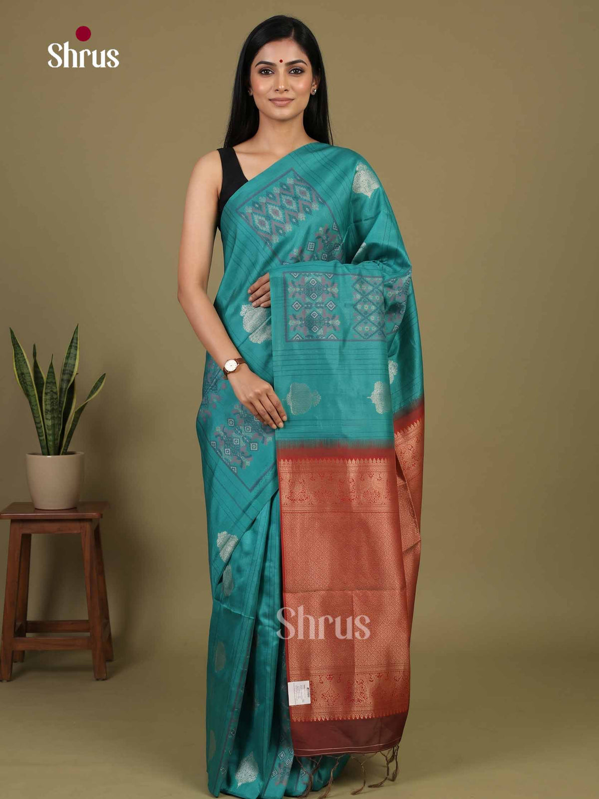 Champa semitussar Saree - EI16952