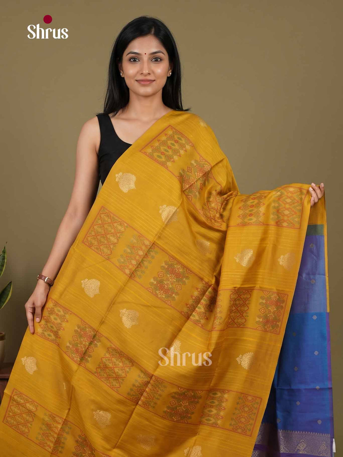 Champa semitussar Saree - EI16953