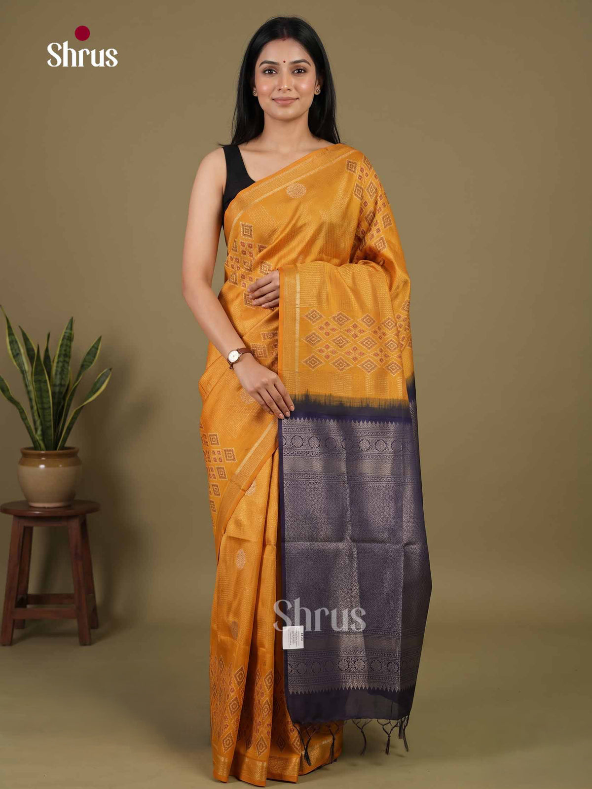 Champa semitussar Saree - EI16956