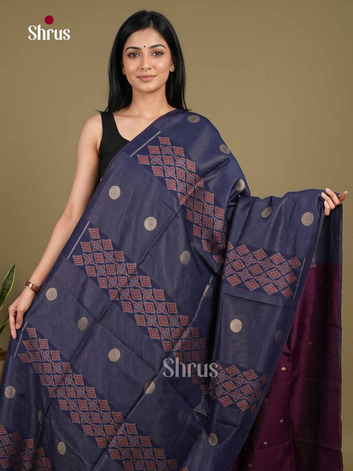Champa semitussar Saree - EI16958