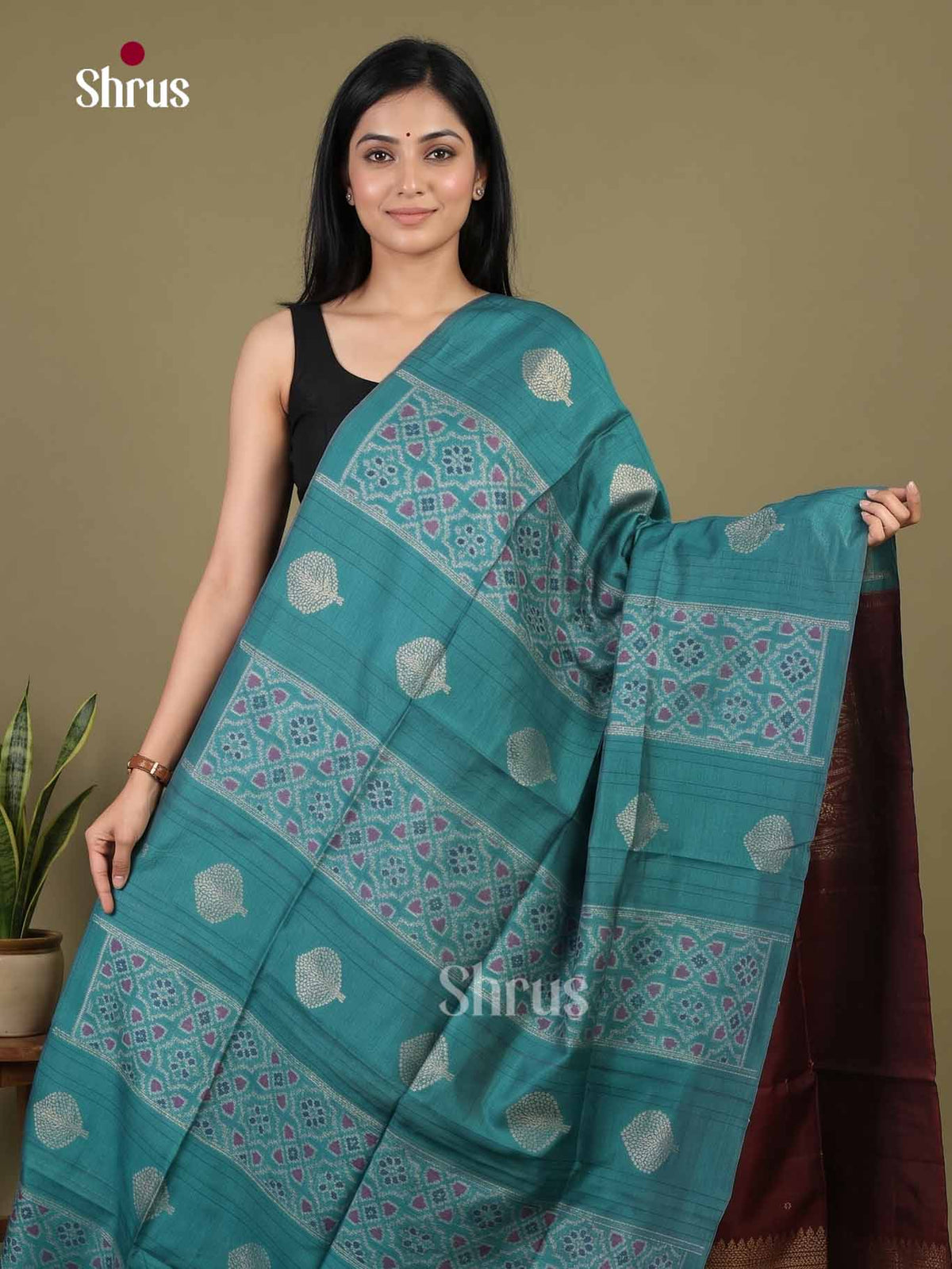 Champa semitussar Saree - EI16963