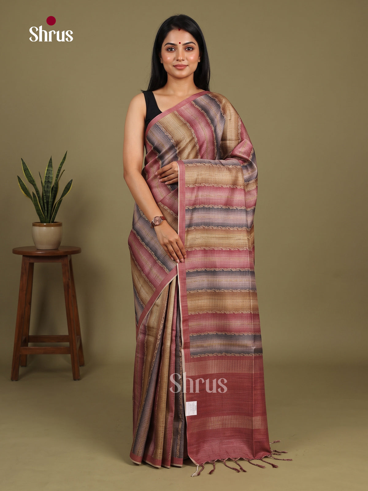 Printed Semi Tussar Saree - EI17002
