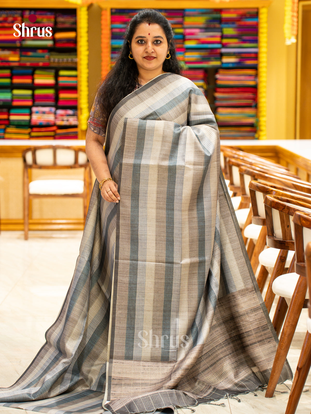 Printed Semi Tussar Saree - EI17100