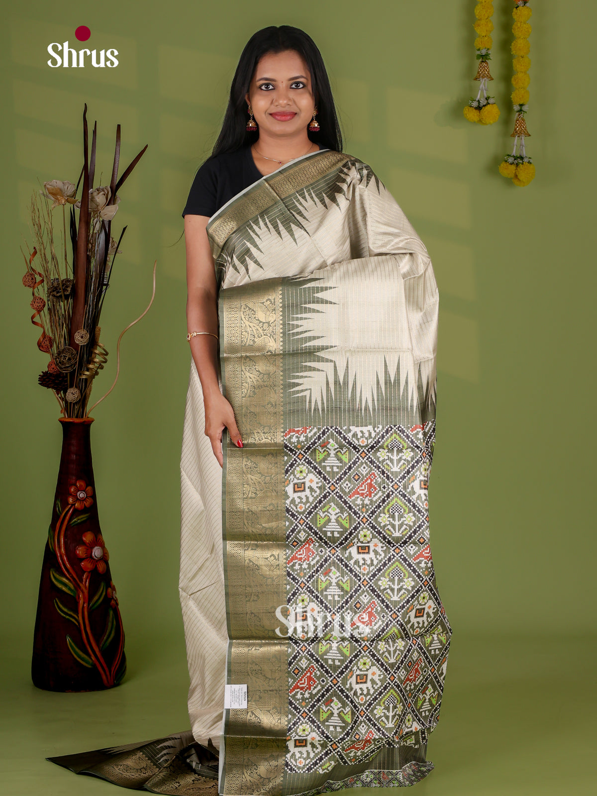 Semi Tussar Saree - EI21012