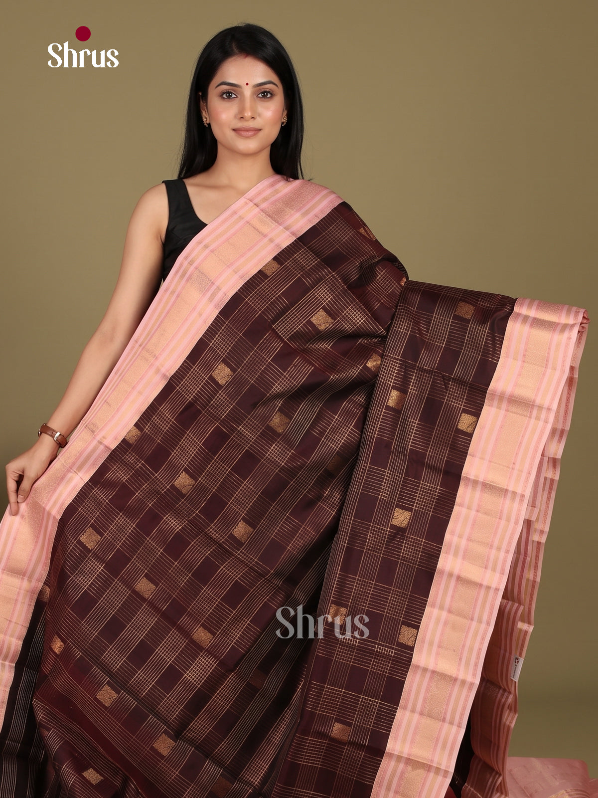 Kanchipuram silk Saree - EI23084