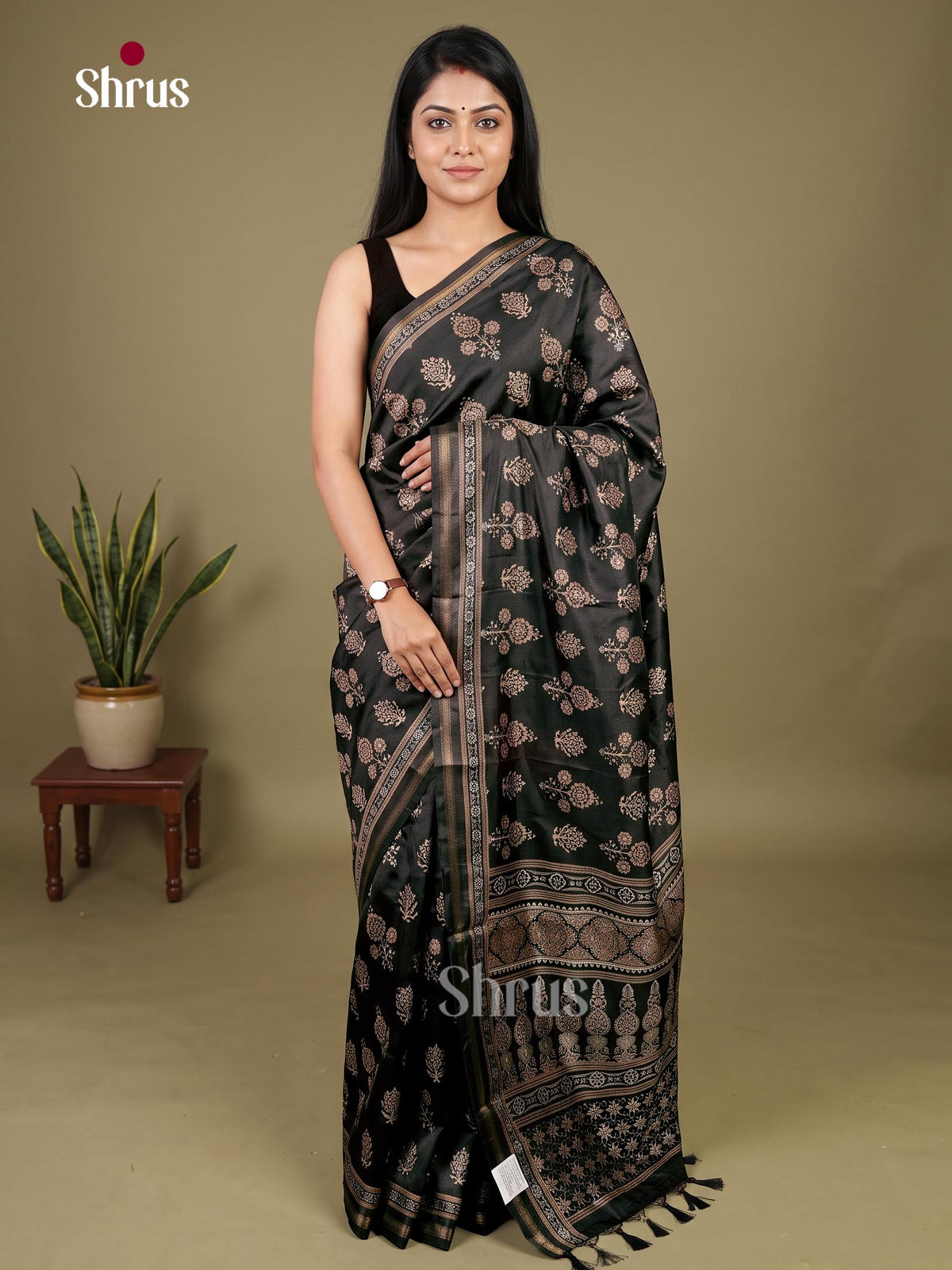 Art Modal Saree - EI24084