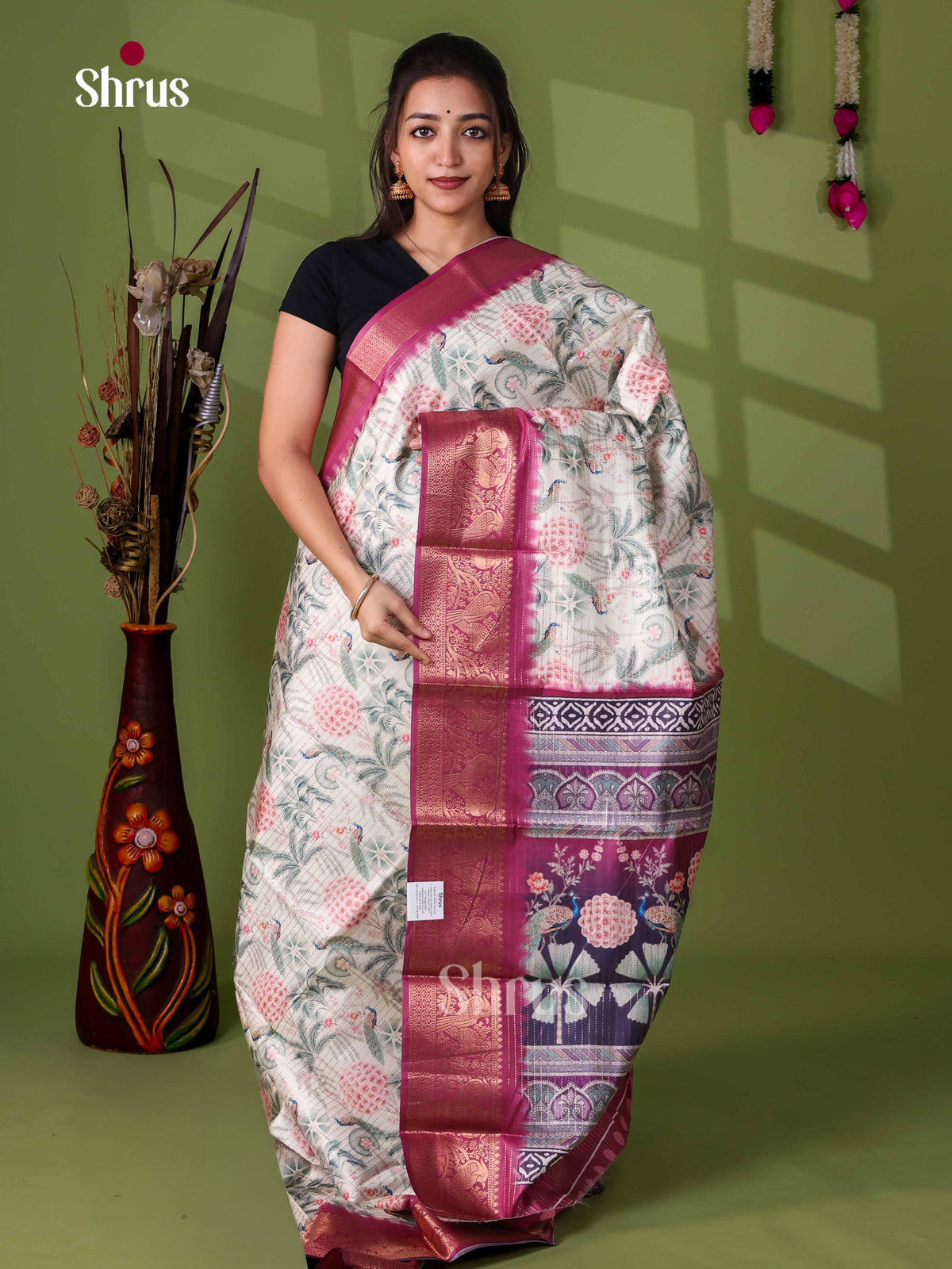 Semi Tussar Saree - EI24206