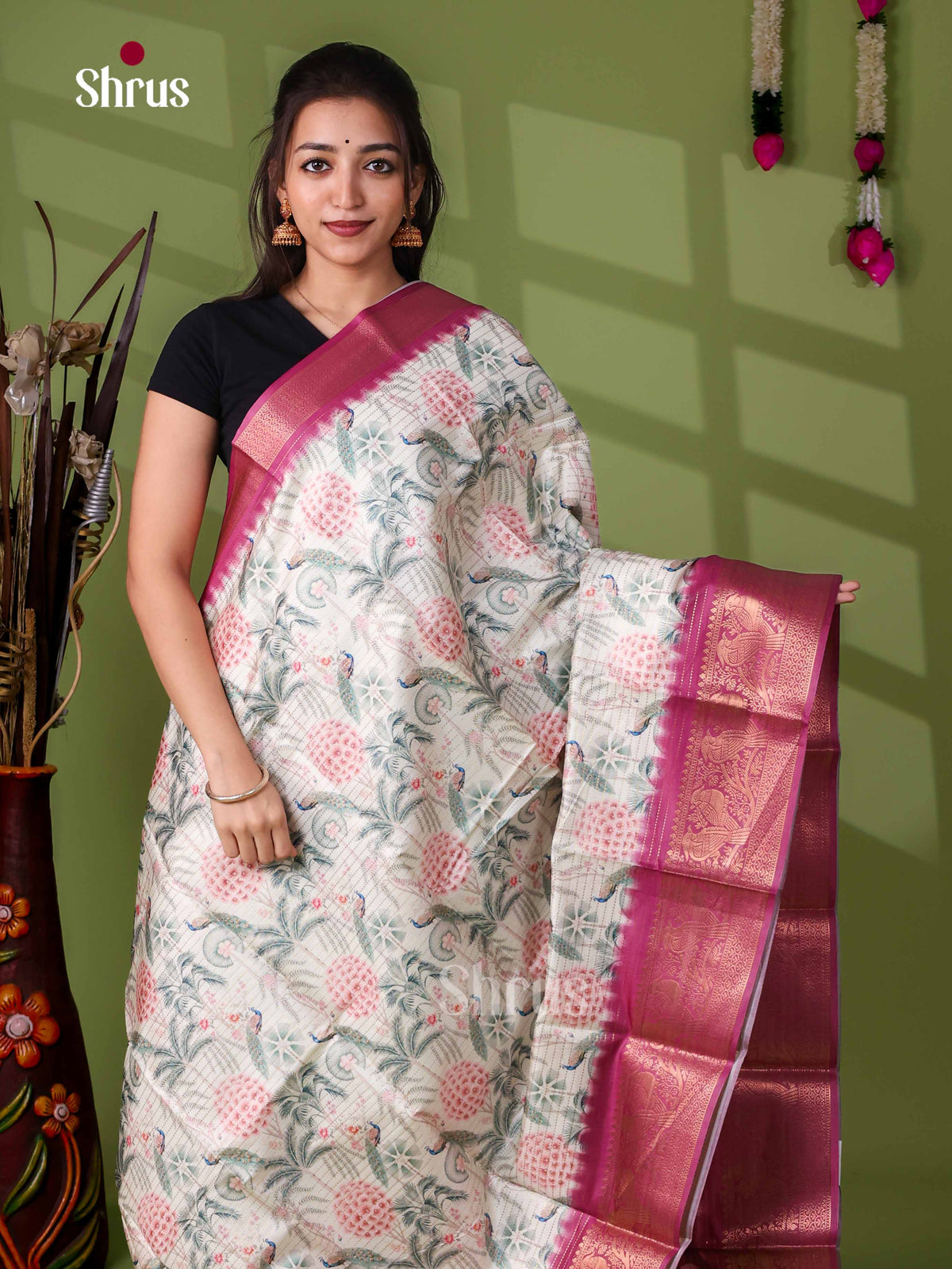 Semi Tussar Saree - EI24206