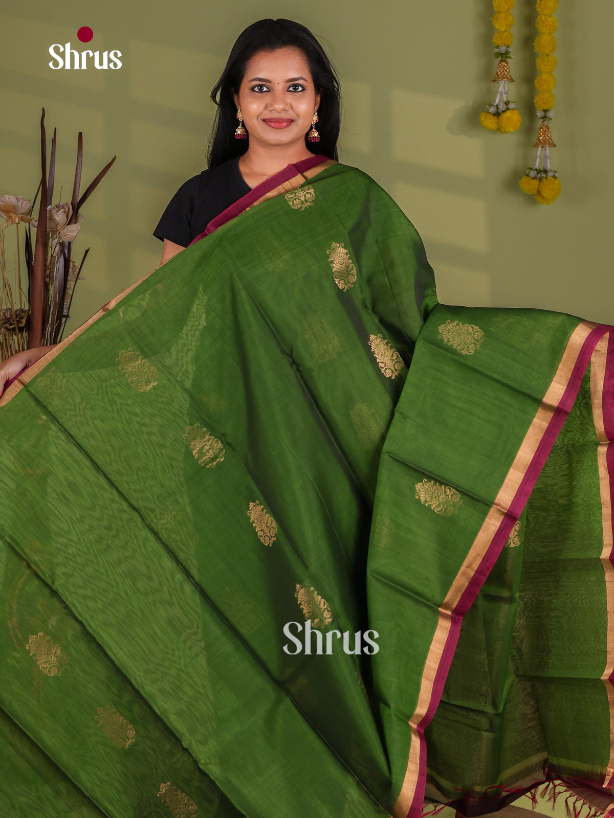 Silk Cotton Saree - EJ08553