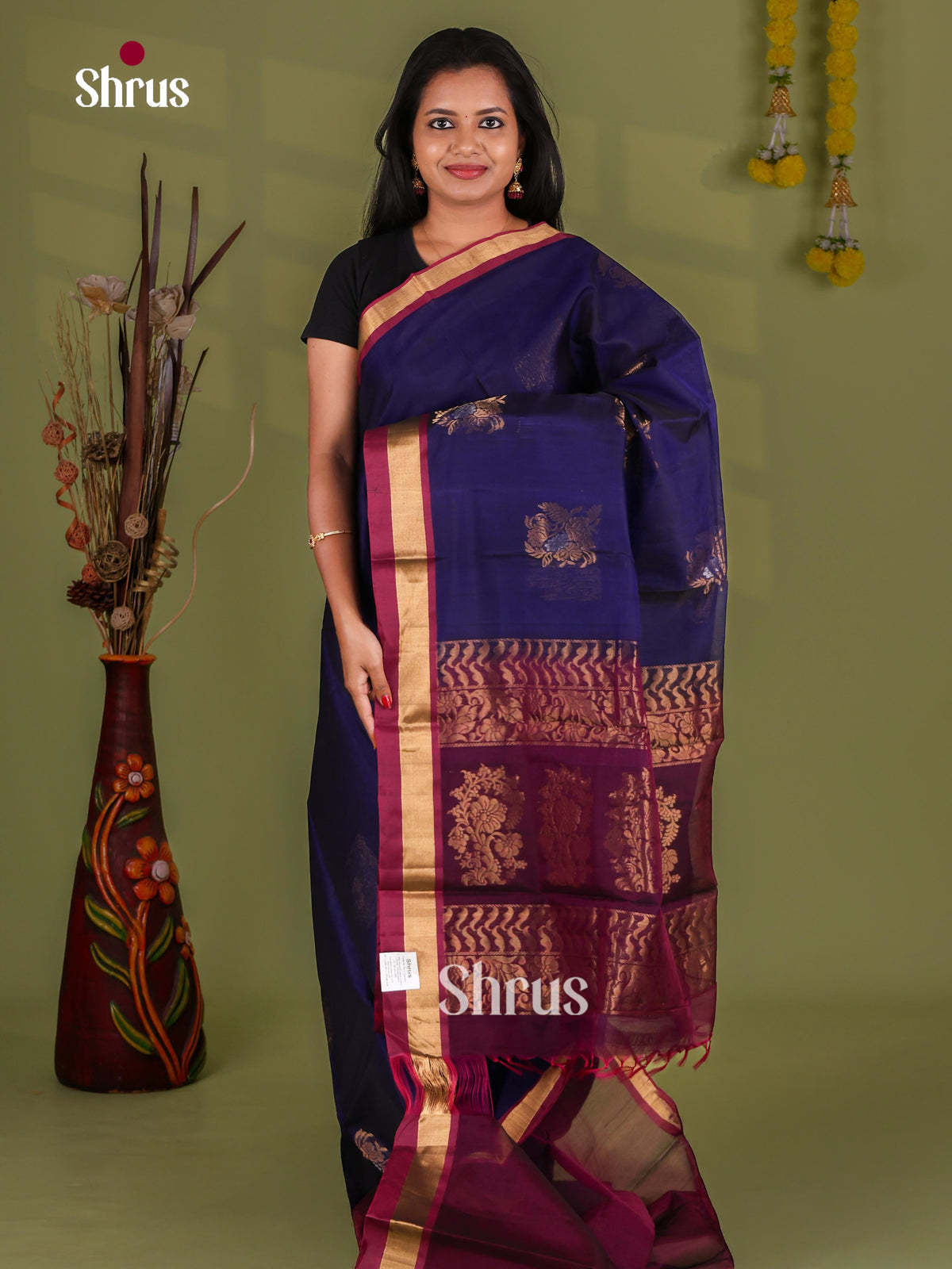 Silk Cotton Saree - EJ08563