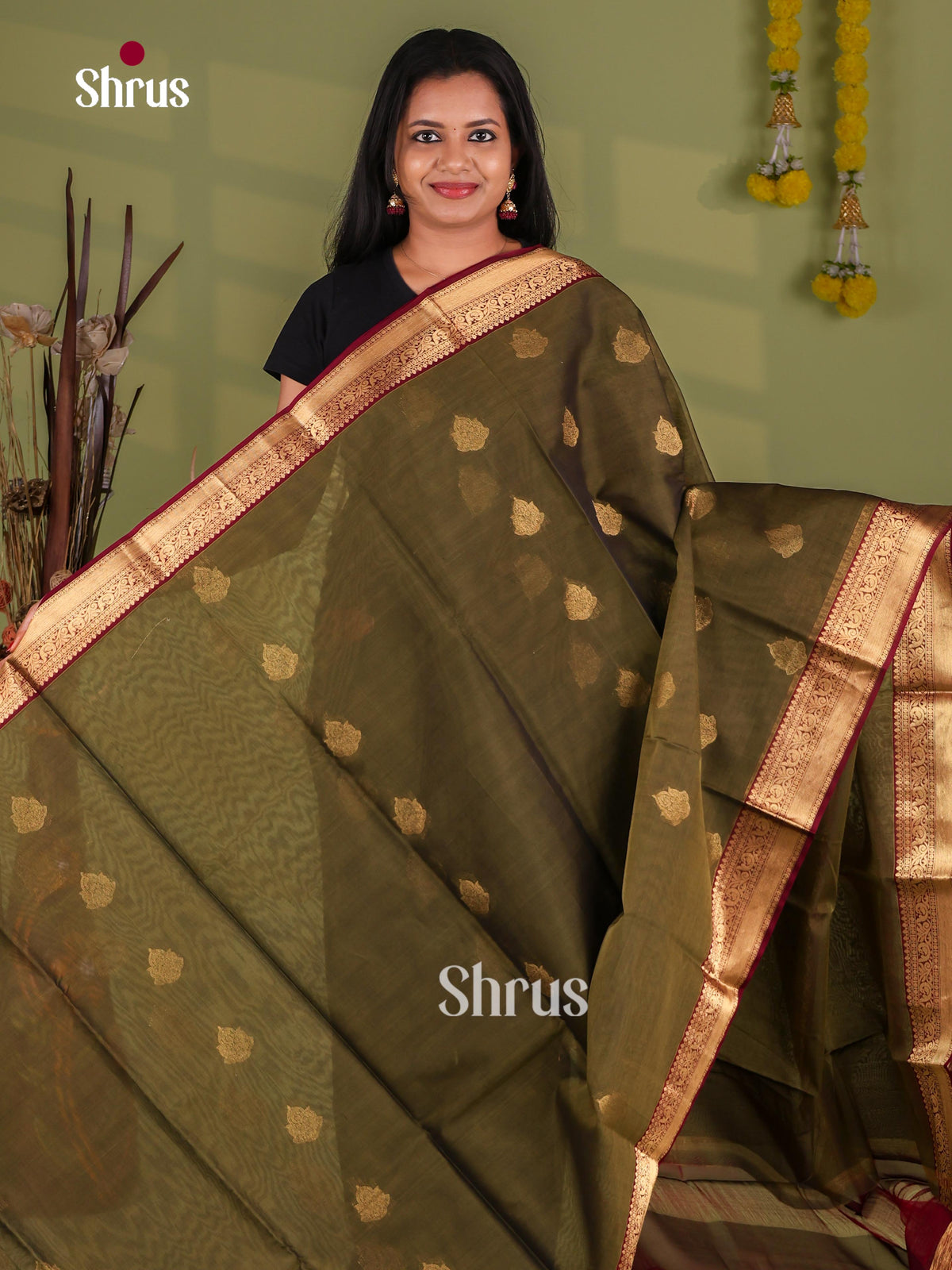 Silk Cotton Saree - EJ08567
