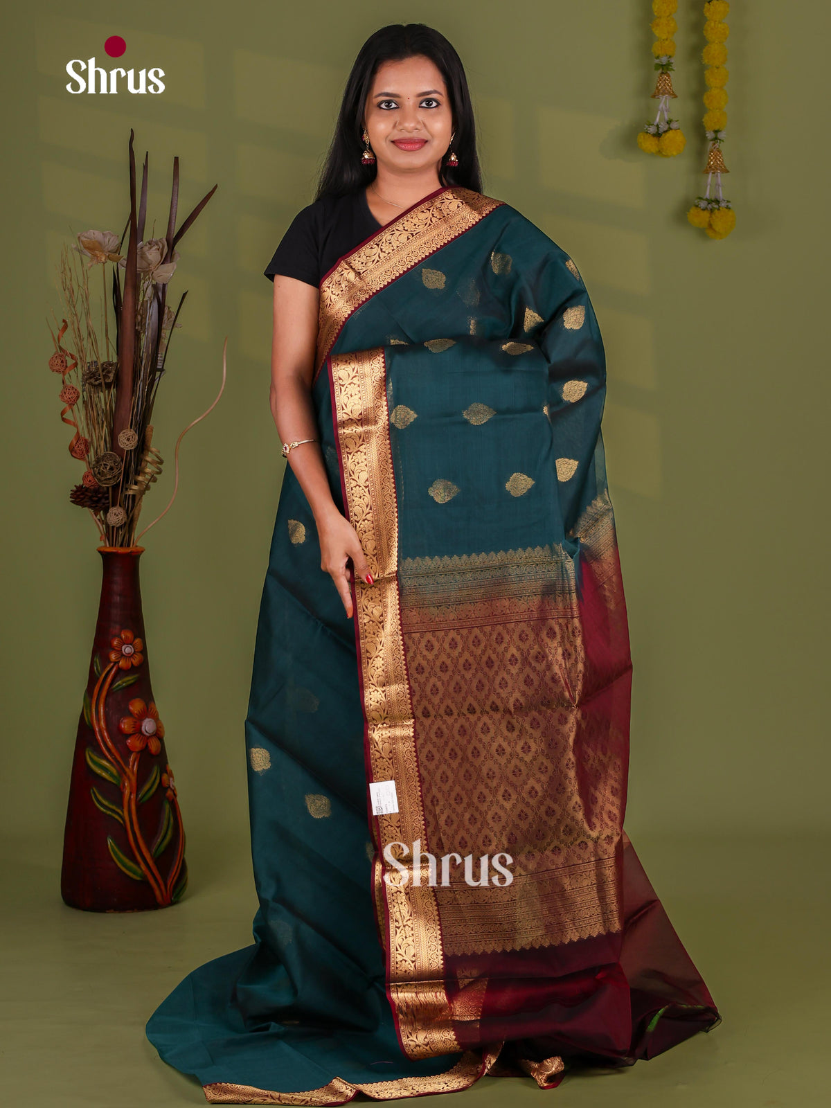 Silk Cotton Saree - EJ08574