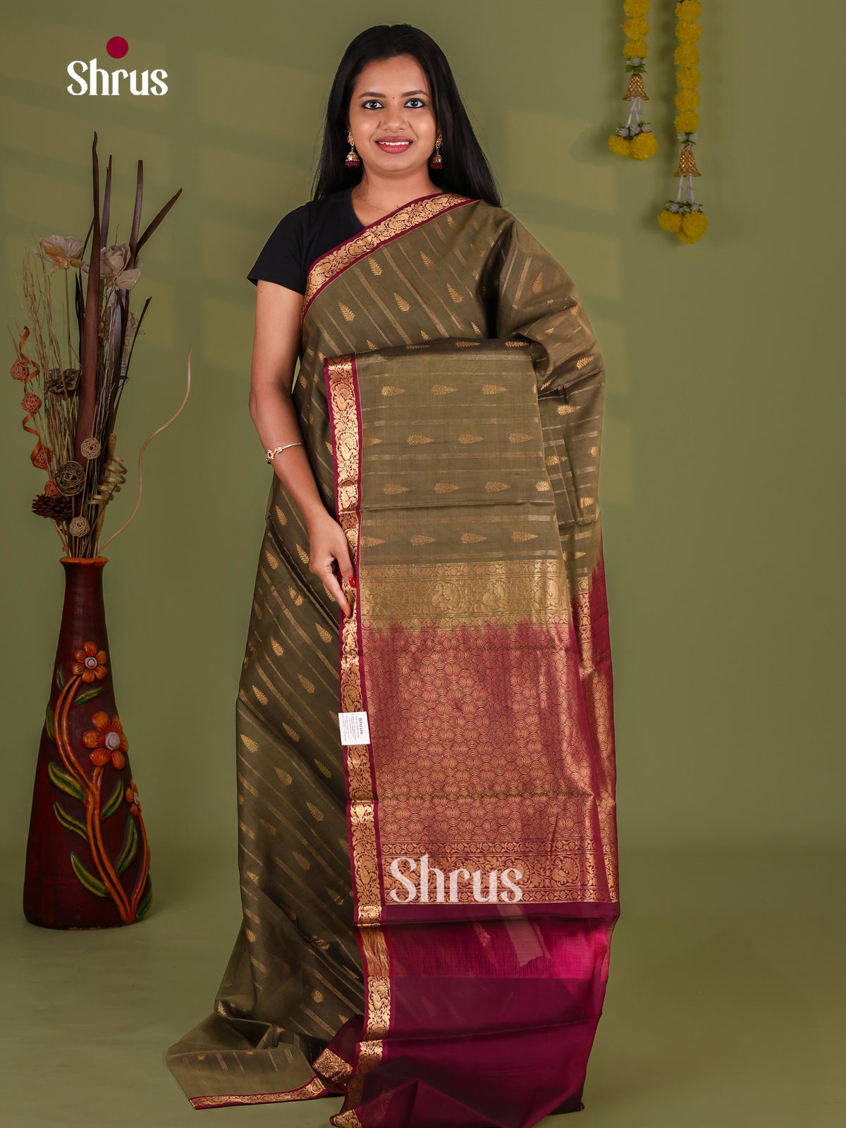 Silk Cotton Saree - EJ08578