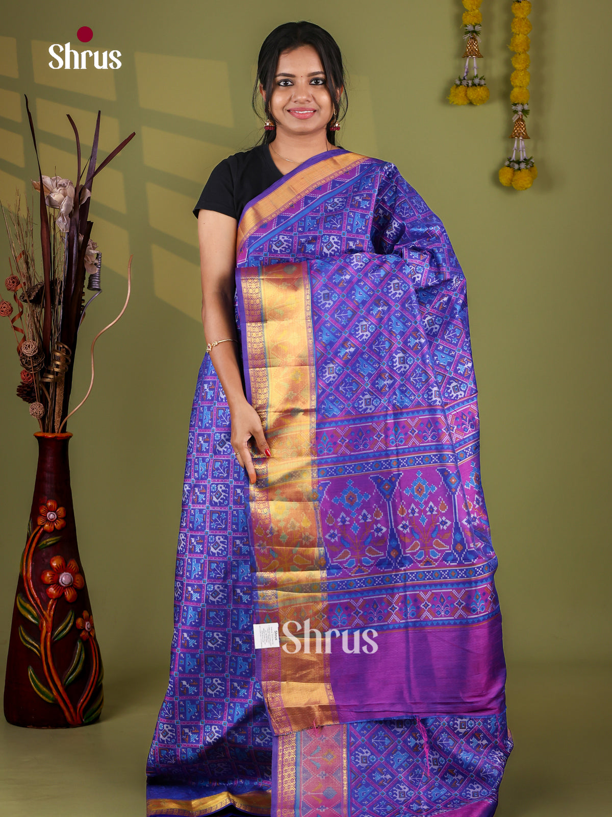 Semi Patola Saree - EJ09352