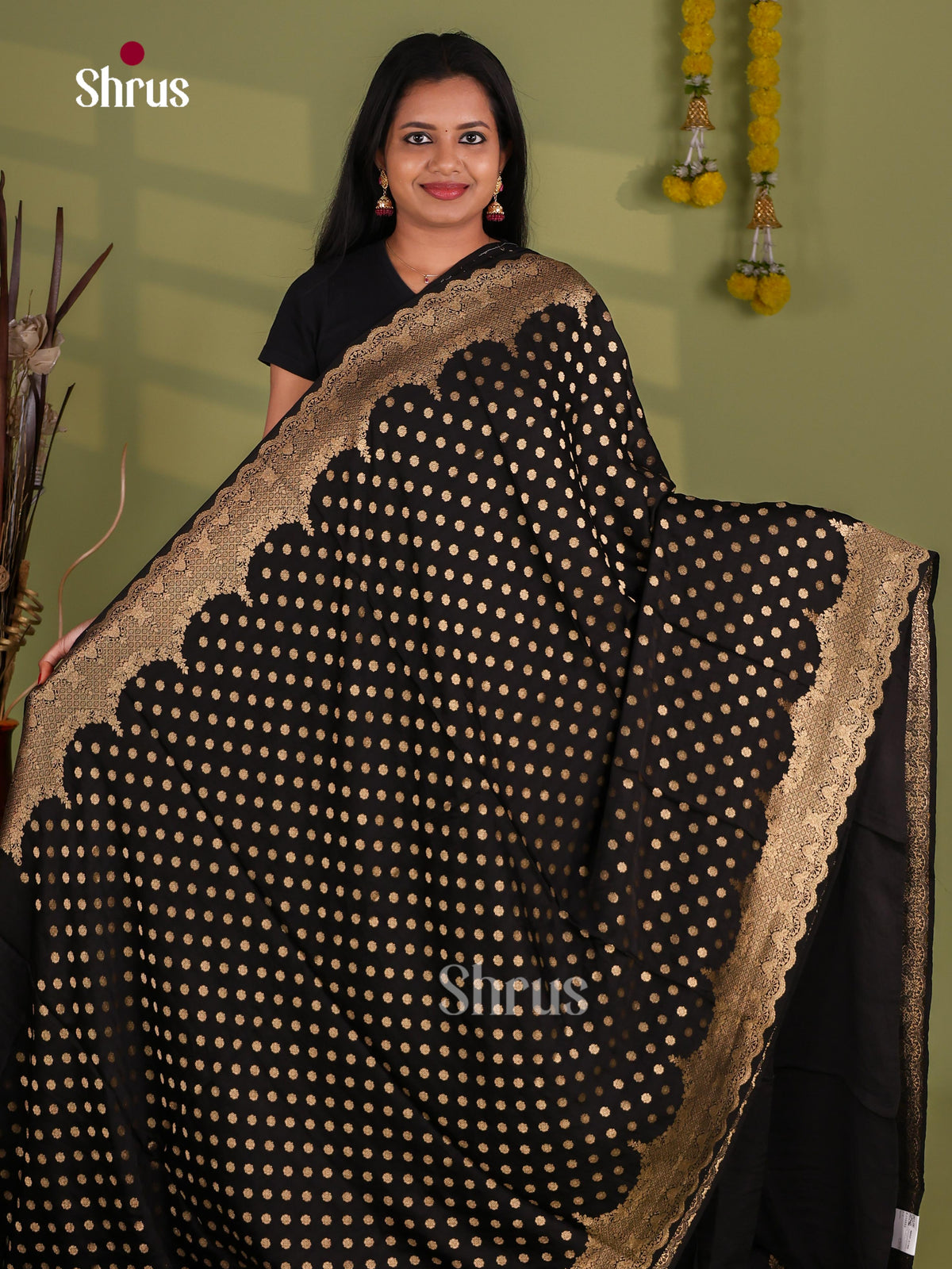 Banarasi Saree - EJ10552