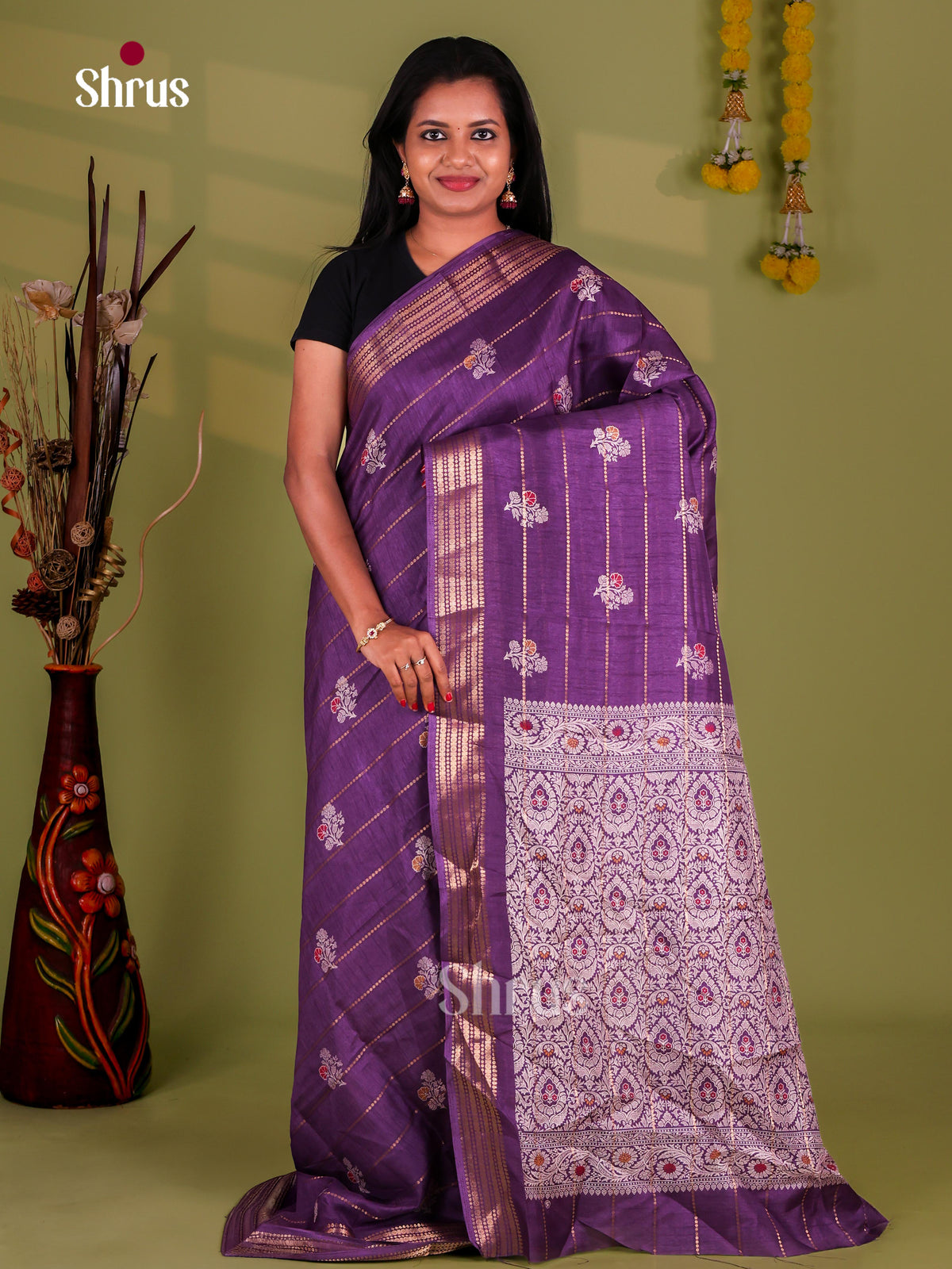 Semi Crepe Saree - EJ11273