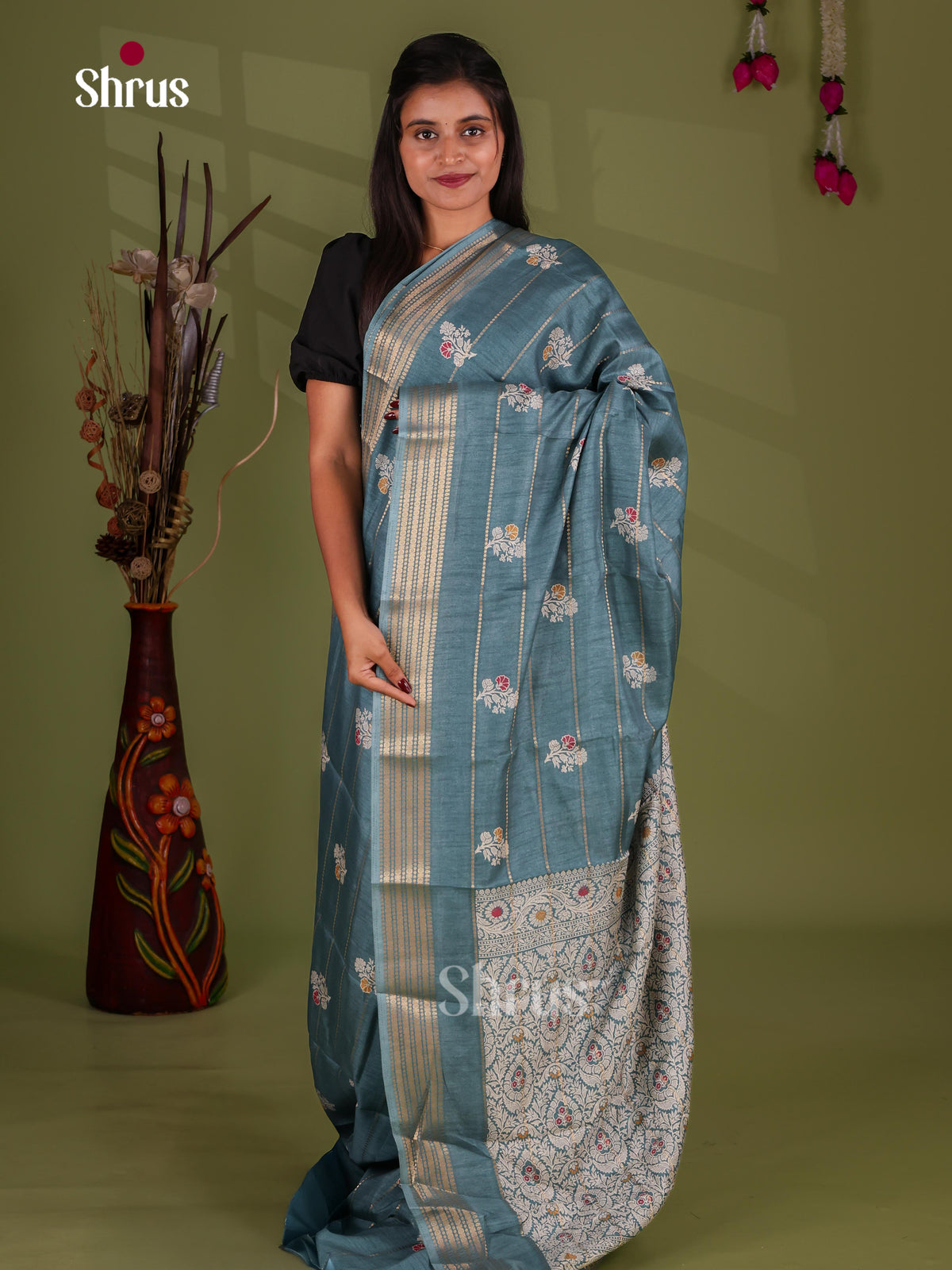 Semi Crepe Saree - EJ11276