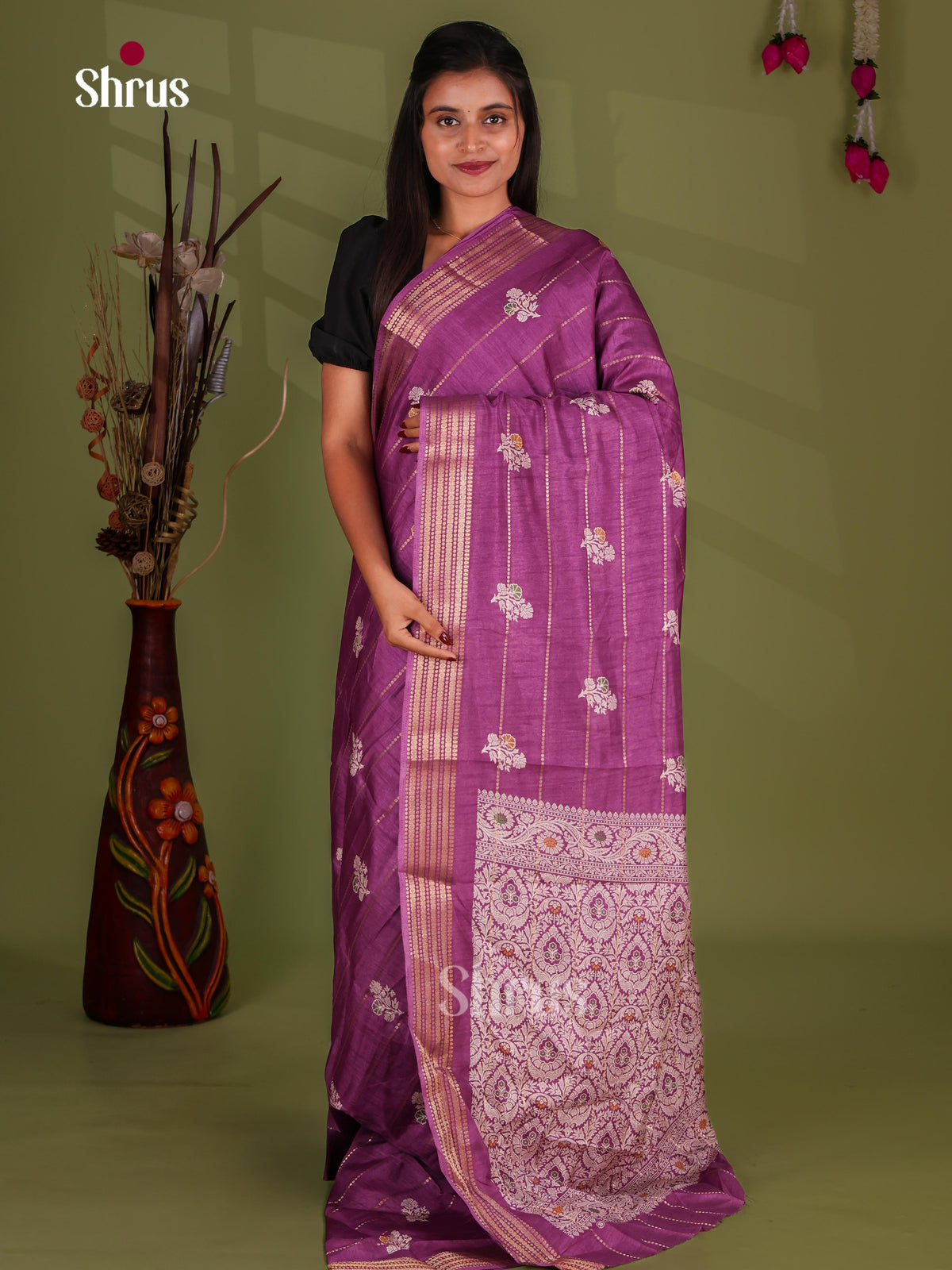 Semi Crepe Saree - EJ11278