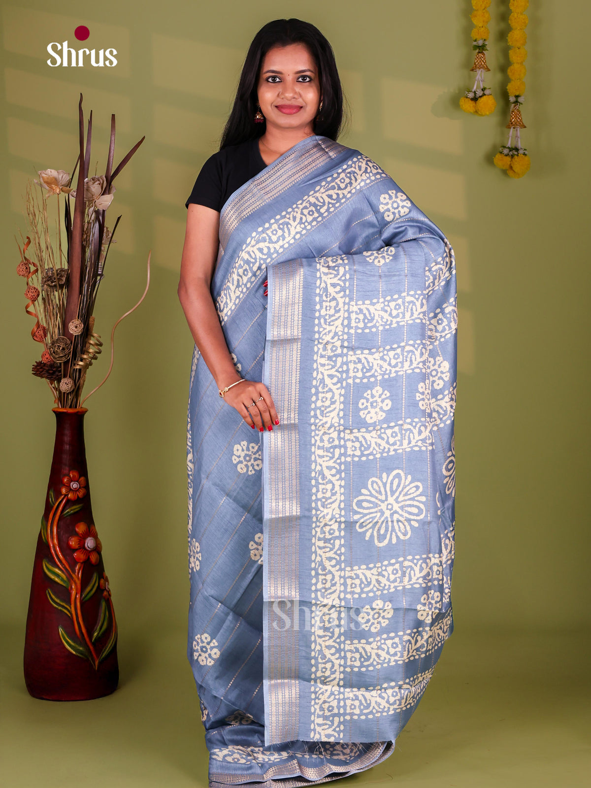 Semi Crepe Saree - EJ11316